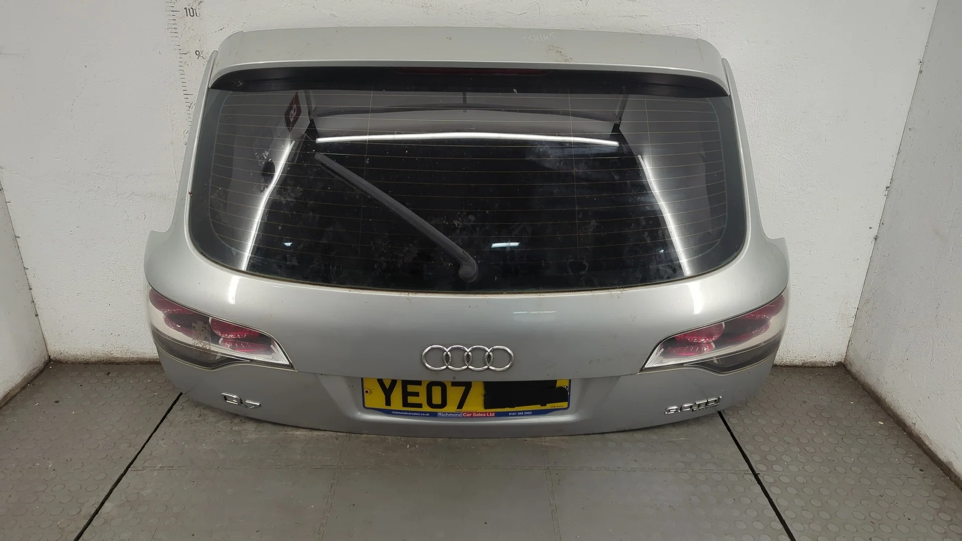 Крышка (дверь) багажника Audi Q7 2005-2015 КПП автомат 4х4 (АКПП) BUG Дизель 3 л TDI