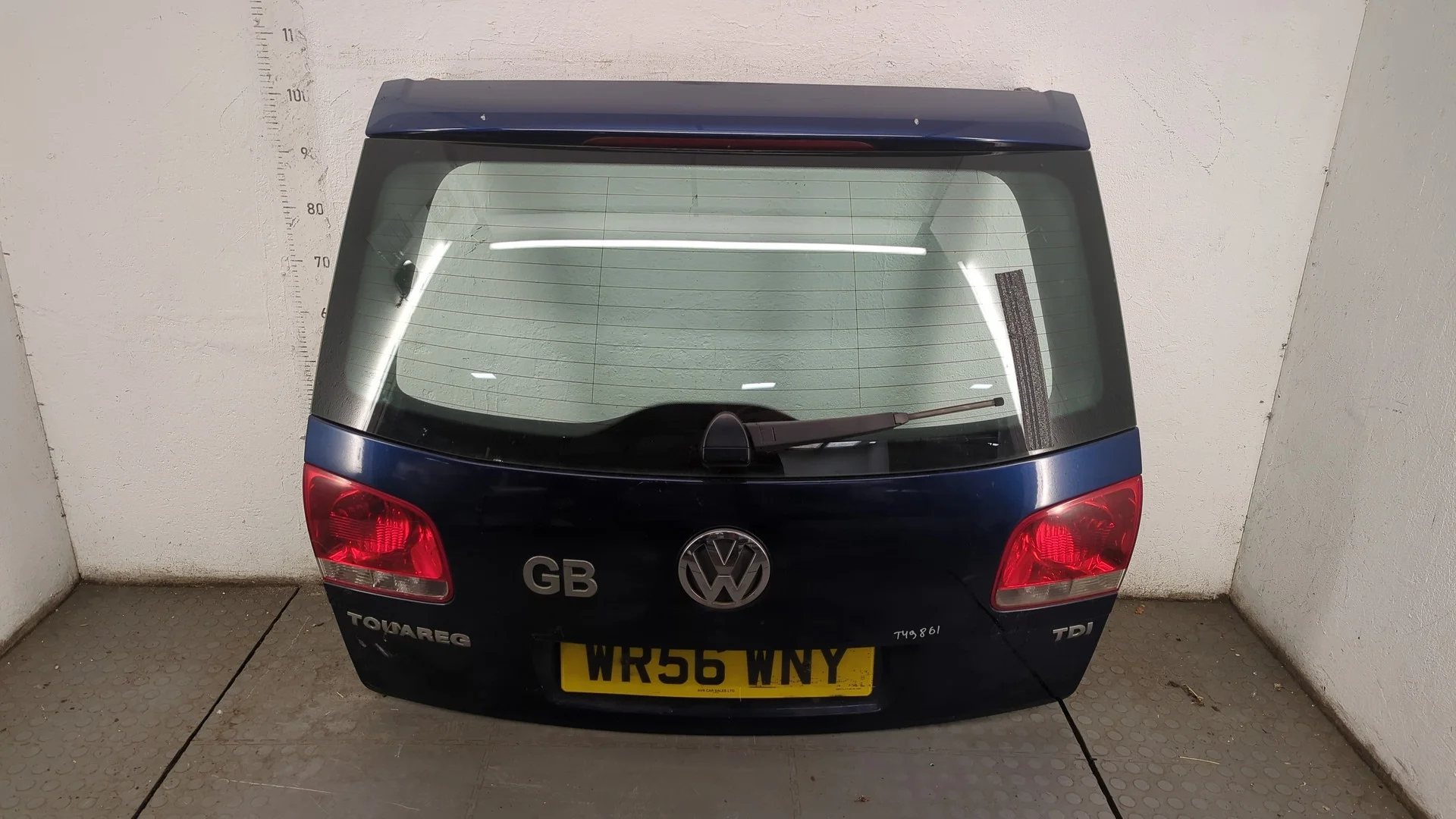 Крышка (дверь) багажника Volkswagen Touareg 2002-2007 КПП 6-ст.мех 4х4 (МКПП) BPE Дизель 2.5 л TDI