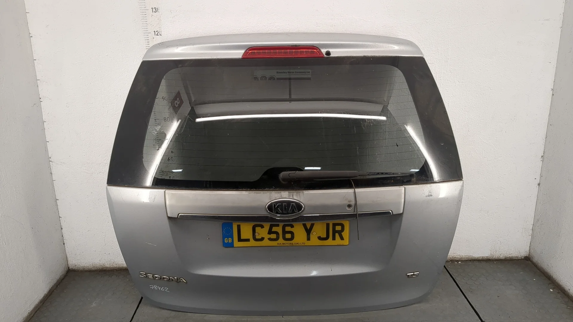 Крышка (дверь) багажника Kia Carnival 2006-2014 КПП 5-ст.мех.(МКПП) J3 Дизель 2.9 л CRDi