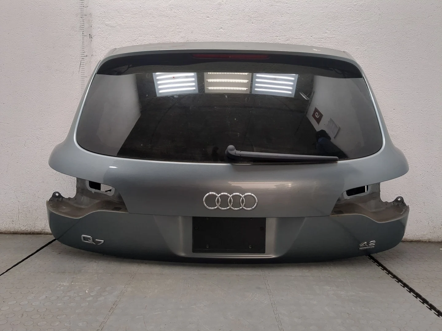 Крышка (дверь) багажника Audi Q7 2005-2015 КПП автомат 4х4 (АКПП) BAR Бензин 4.2 л FSI