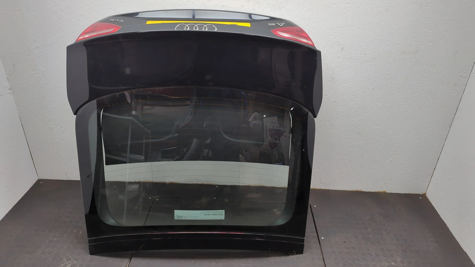 Крышка (дверь) багажника Audi A5 (8T) 2007-2016 КПП 6-ст.мех.(МКПП) CGLC Дизель 2 л TDI