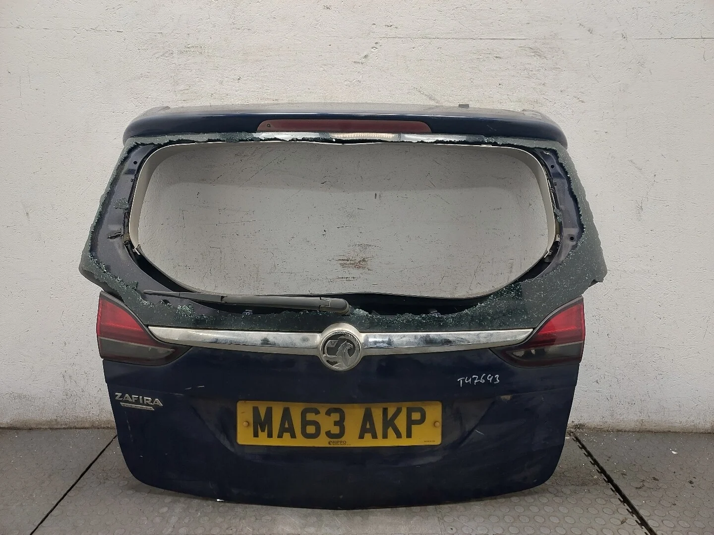 Крышка (дверь) багажника Opel Zafira C 2011-2019 КПП 6-ст.мех.(МКПП) A20DTH, A20DTJ, A20DT Дизель 2 л CDTI