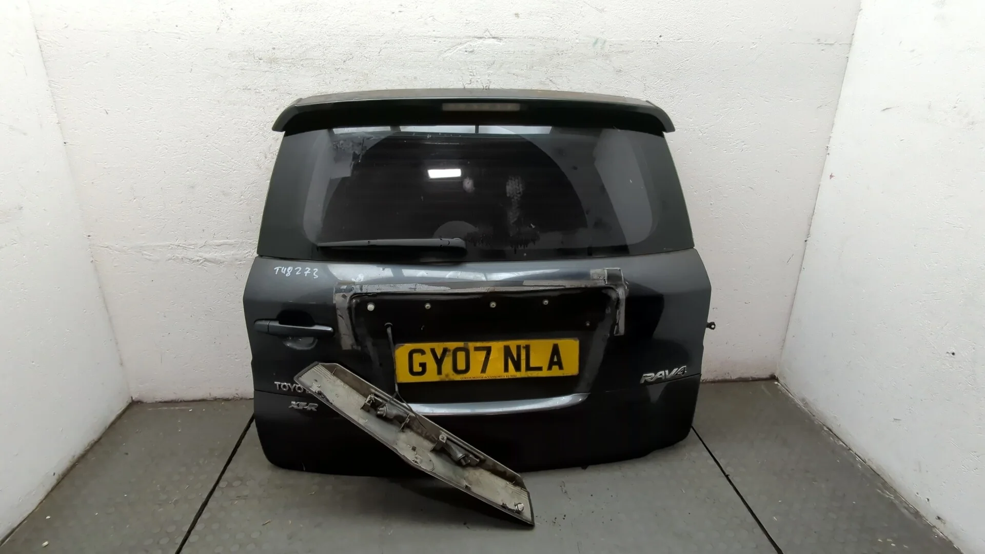 Крышка (дверь) багажника Toyota RAV 4 2006-2013 КПП 6-ст.мех 4х4 (МКПП) 2ADFTV Дизель 2.2 л D-4D