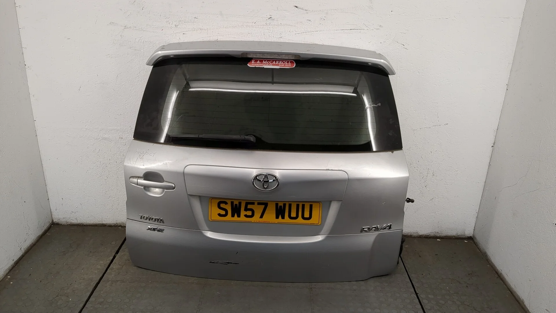 Крышка (дверь) багажника Toyota RAV 4 2006-2013 КПП 5-ст.мех 4х4 (МКПП) 1AZFE Бензин 2 л Инжектор