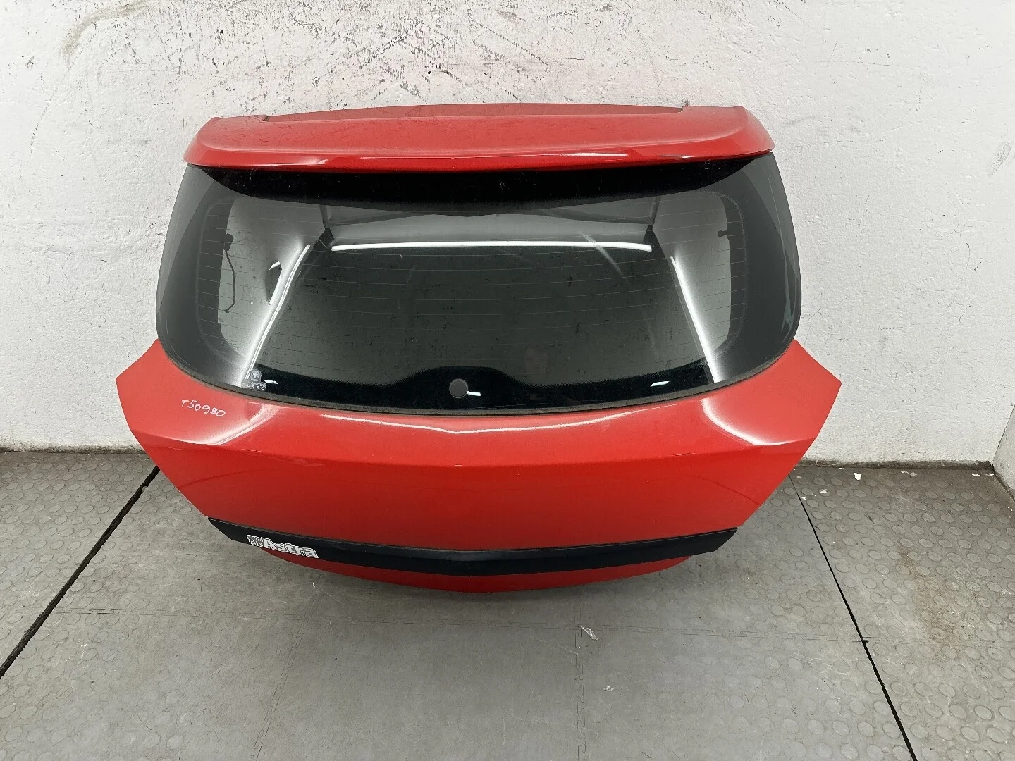 Крышка (дверь) багажника Opel Astra H 2004-2010 КПП 6-ст.мех.(МКПП) Z20LEH Бензин 2 л Турбо-инжектор