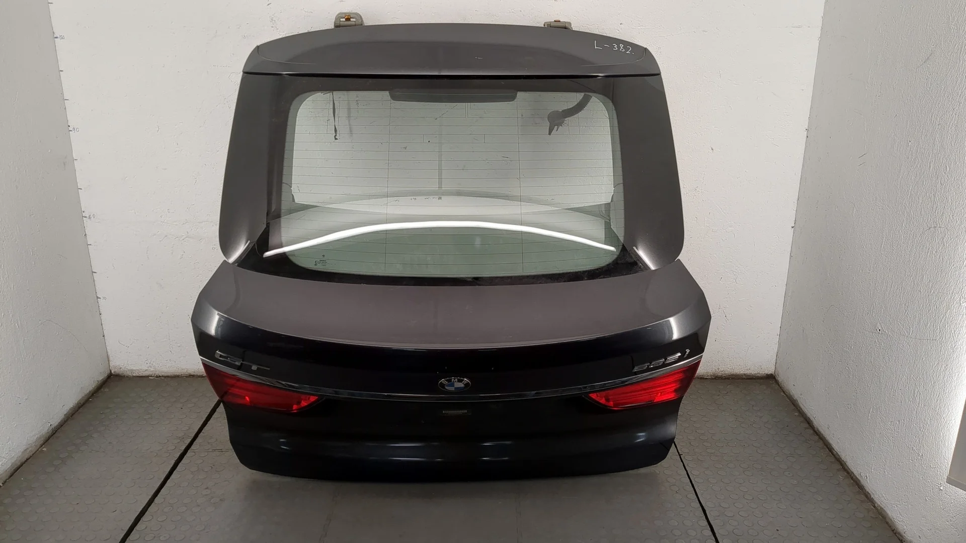 Крышка (дверь) багажника BMW 5 F07 Gran Turismo 2010-2017 КПП автомат 4х4 (АКПП) N55B30A Бензин 3 л Турбо-инжектор