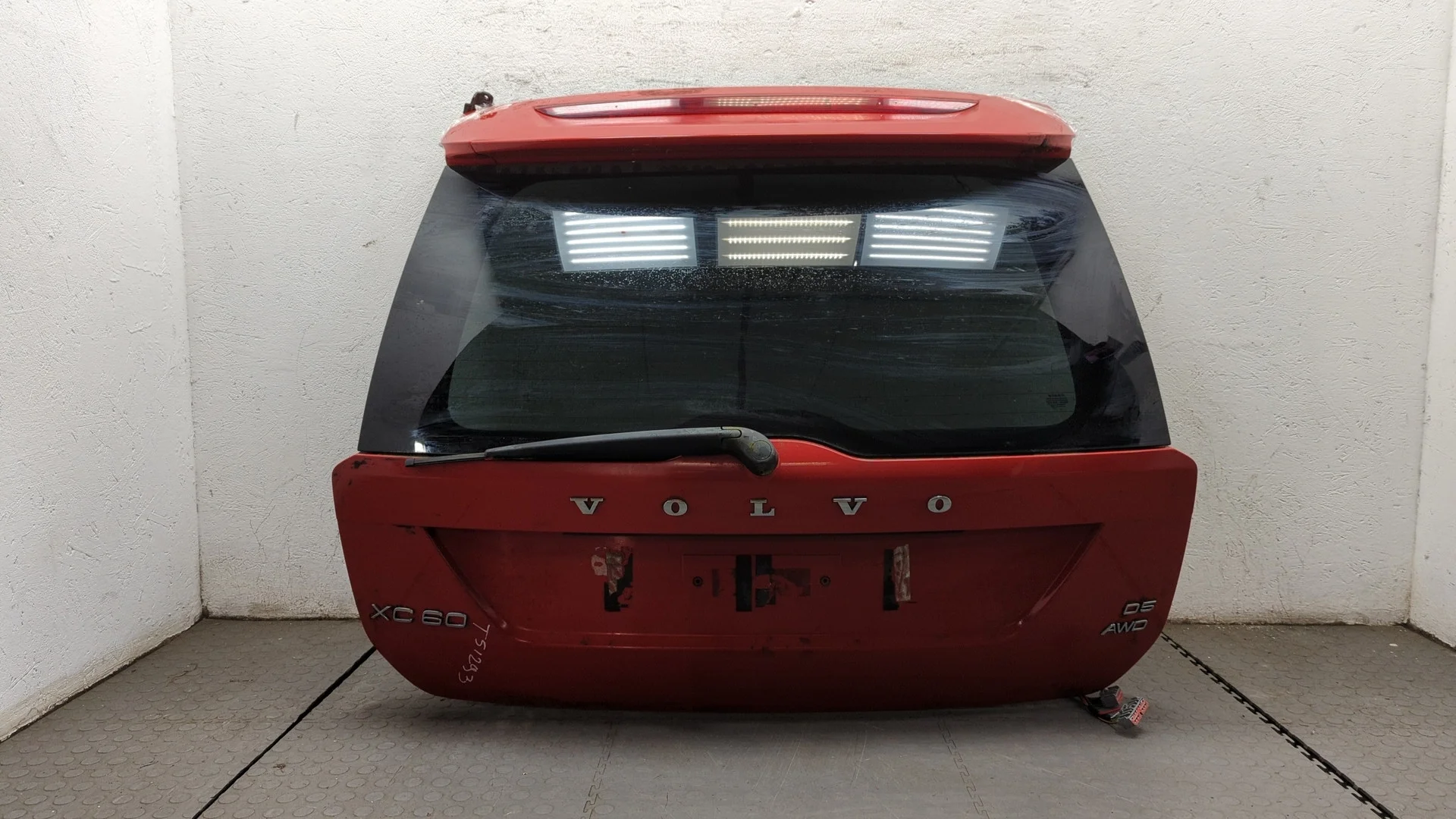 Крышка (дверь) багажника Volvo XC60 2008-2017 КПП 6-ст.мех 4х4 (МКПП) D5244T10 Дизель 2.4 л Турбо