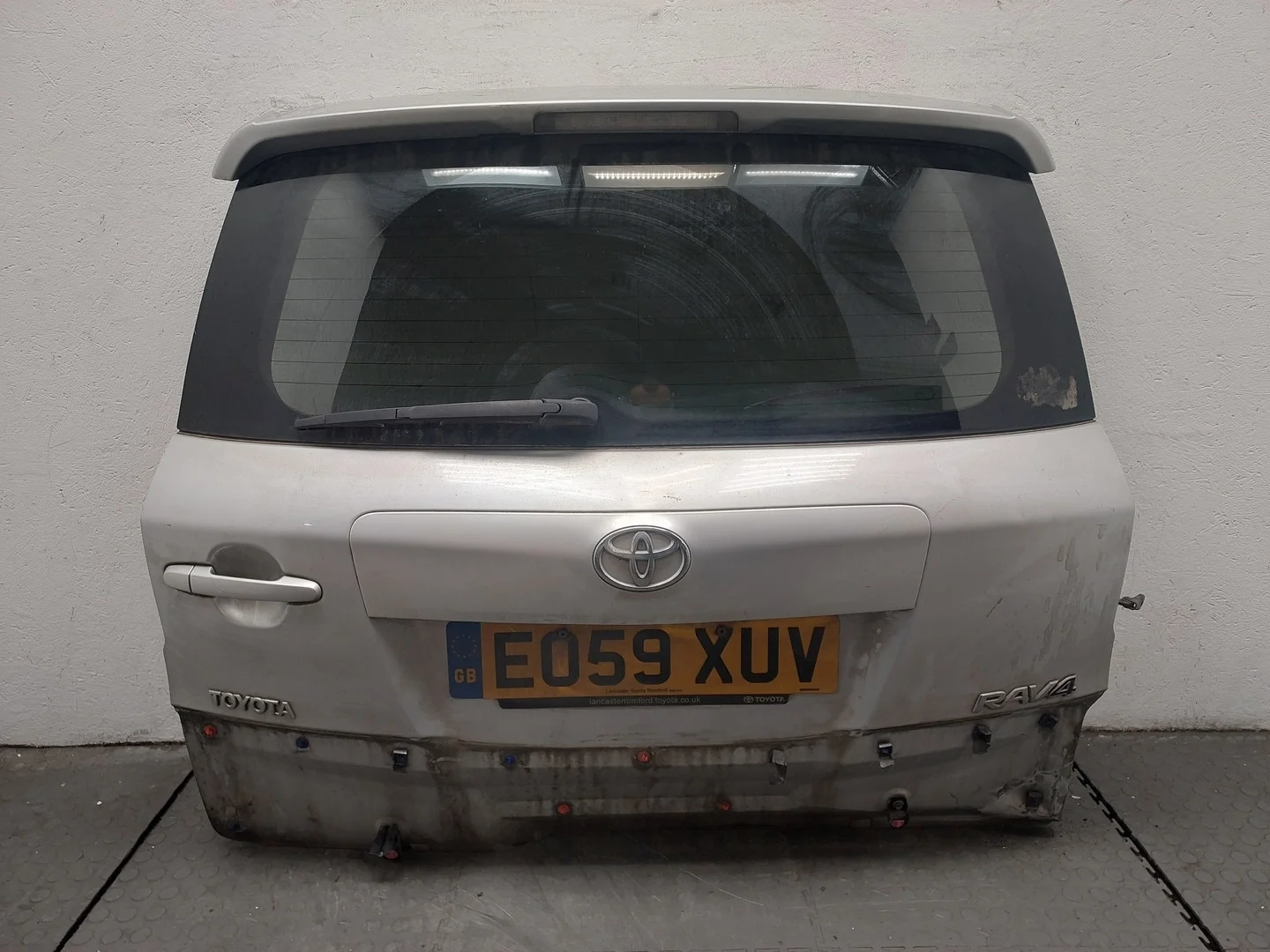 Крышка (дверь) багажника Toyota RAV 4 2006-2013 КПП 6-ст.мех 4х4 (МКПП) 3ZRFAE Бензин 2 л Инжектор