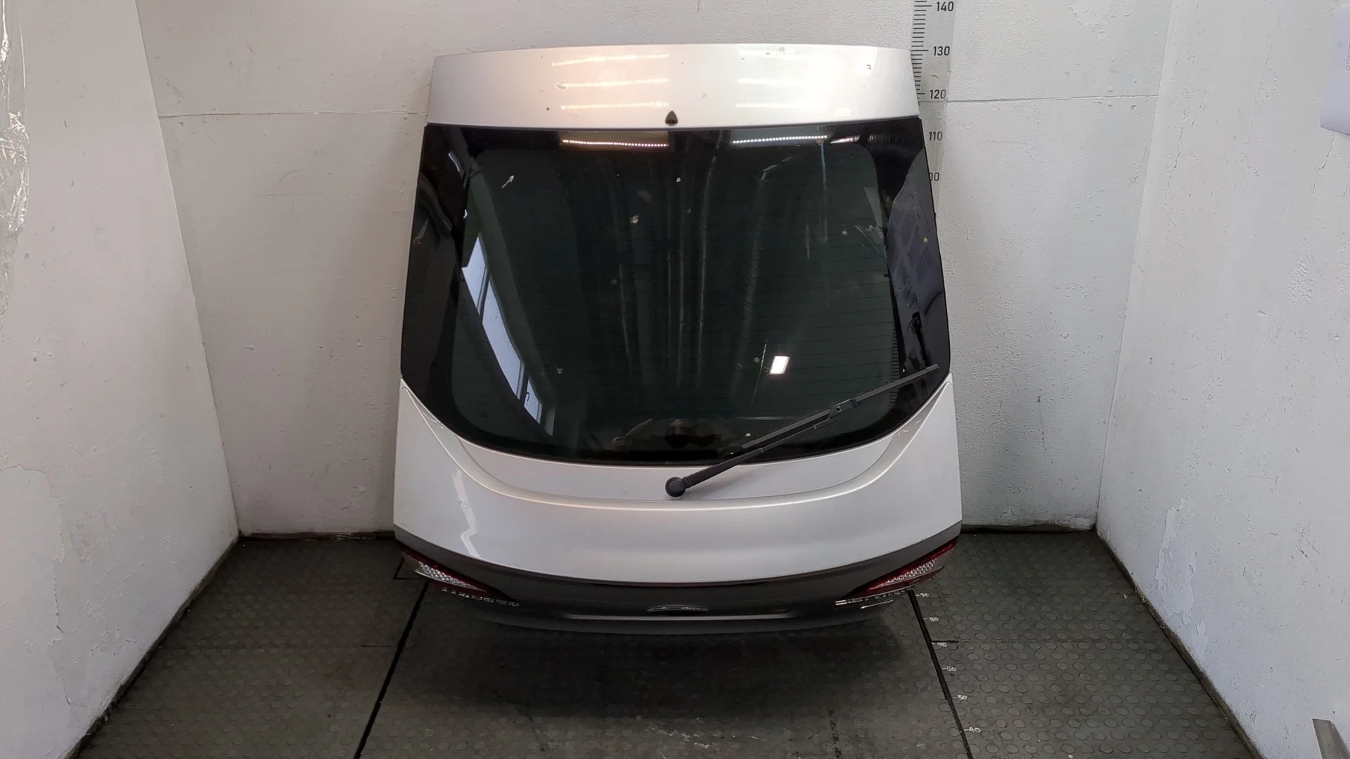 Крышка (дверь) багажника Ford Mondeo 4 2007-2015 КПП 6-ст.мех.(МКПП) QXBA, QXBB Дизель 2 л TDCI