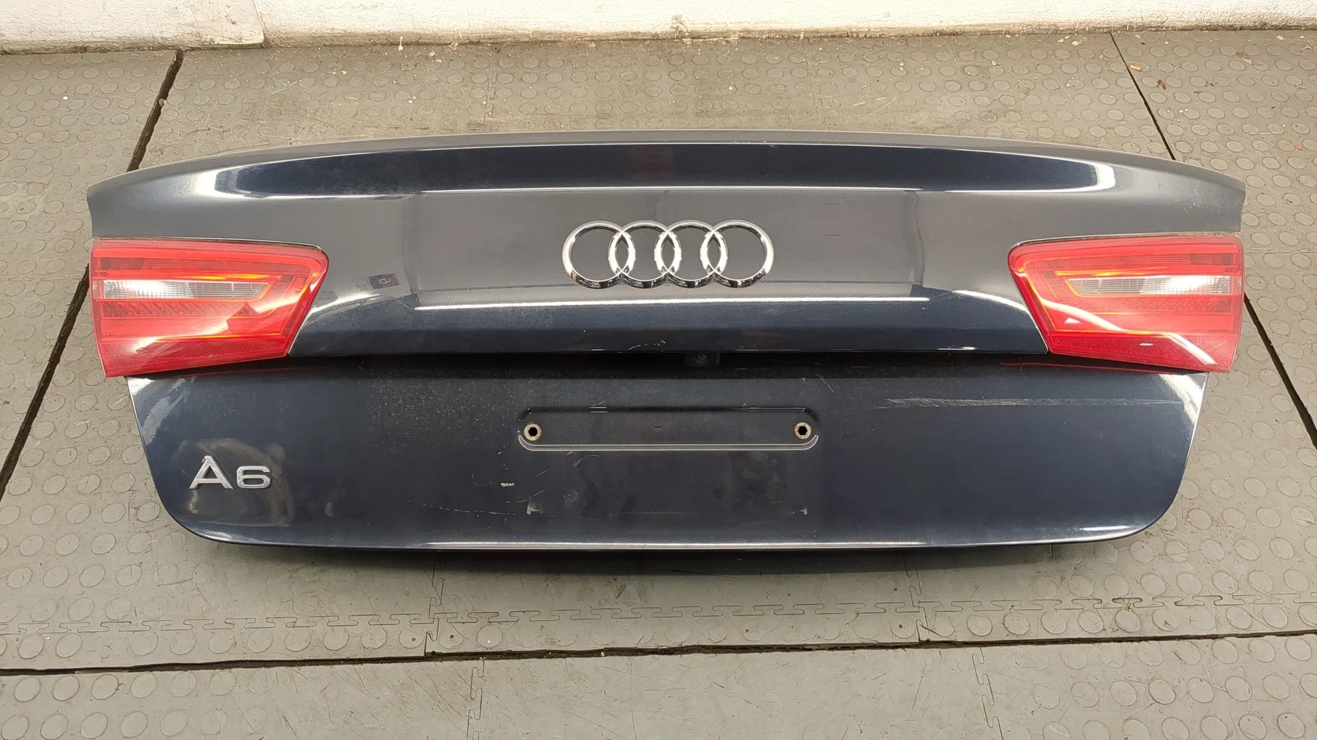 Крышка (дверь) багажника Audi A6 (C7) 2011-2018 КПП автомат 4х4 (АКПП) CAED Бензин 2 л TFSI