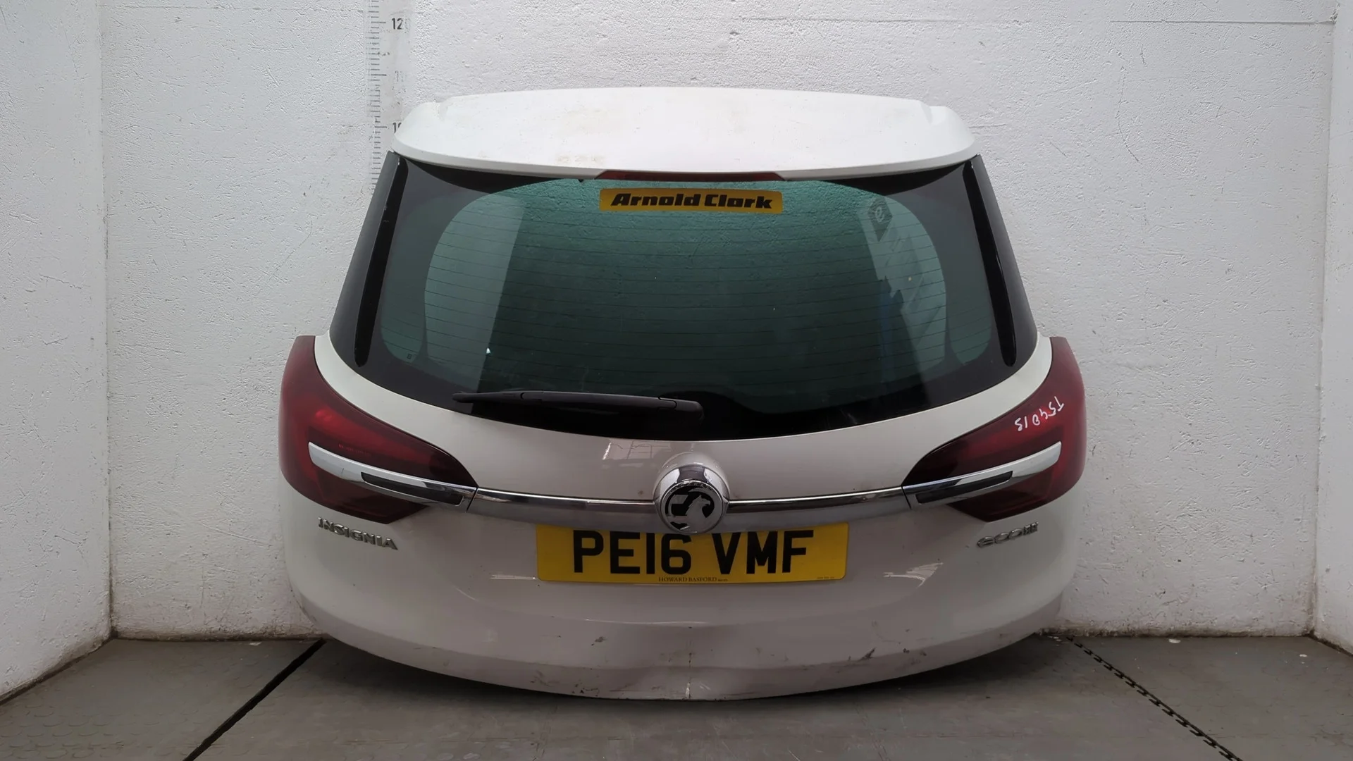 Крышка (дверь) багажника Opel Insignia 2008-2017 КПП 6-ст.мех.(МКПП) B16DTH Дизель 1.6 л CDTI