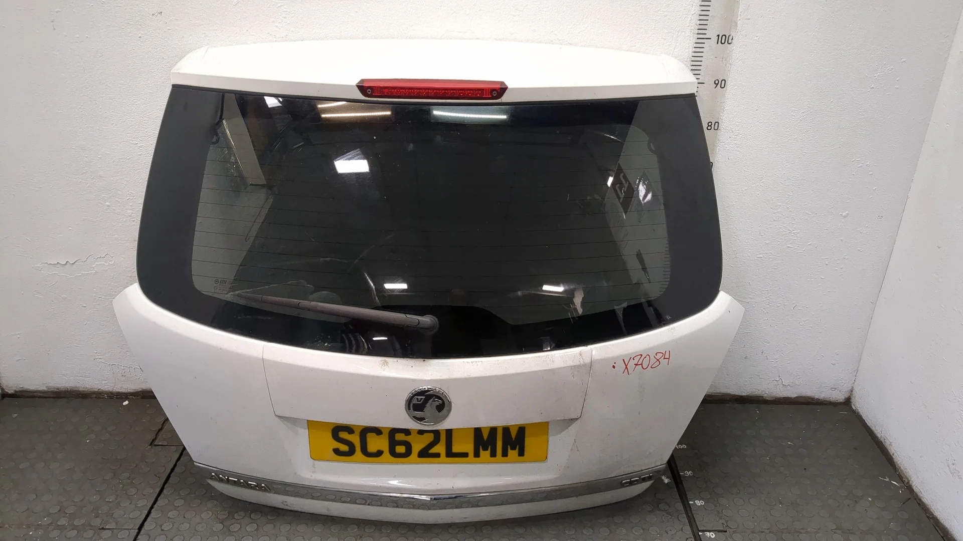 Крышка (дверь) багажника Opel Antara 2006-2015 КПП 6-ст.мех.(МКПП) A22DM Дизель 2.2 л CDTI