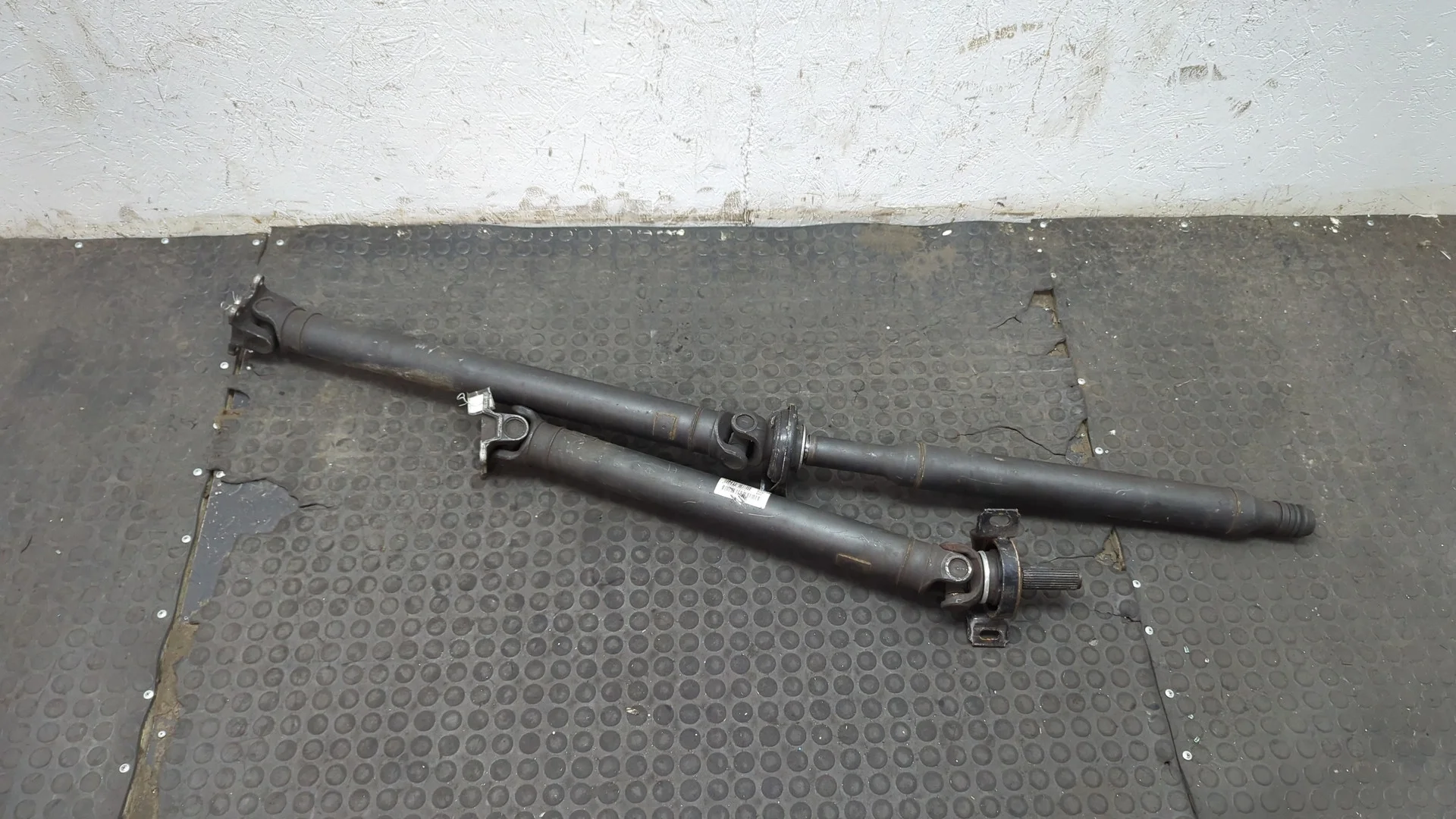 Кардан Mercedes-Benz Vito W639 2003-2014 КПП 6-ст.мех.(МКПП) OM 646.980 Дизель 2.2 л CDI