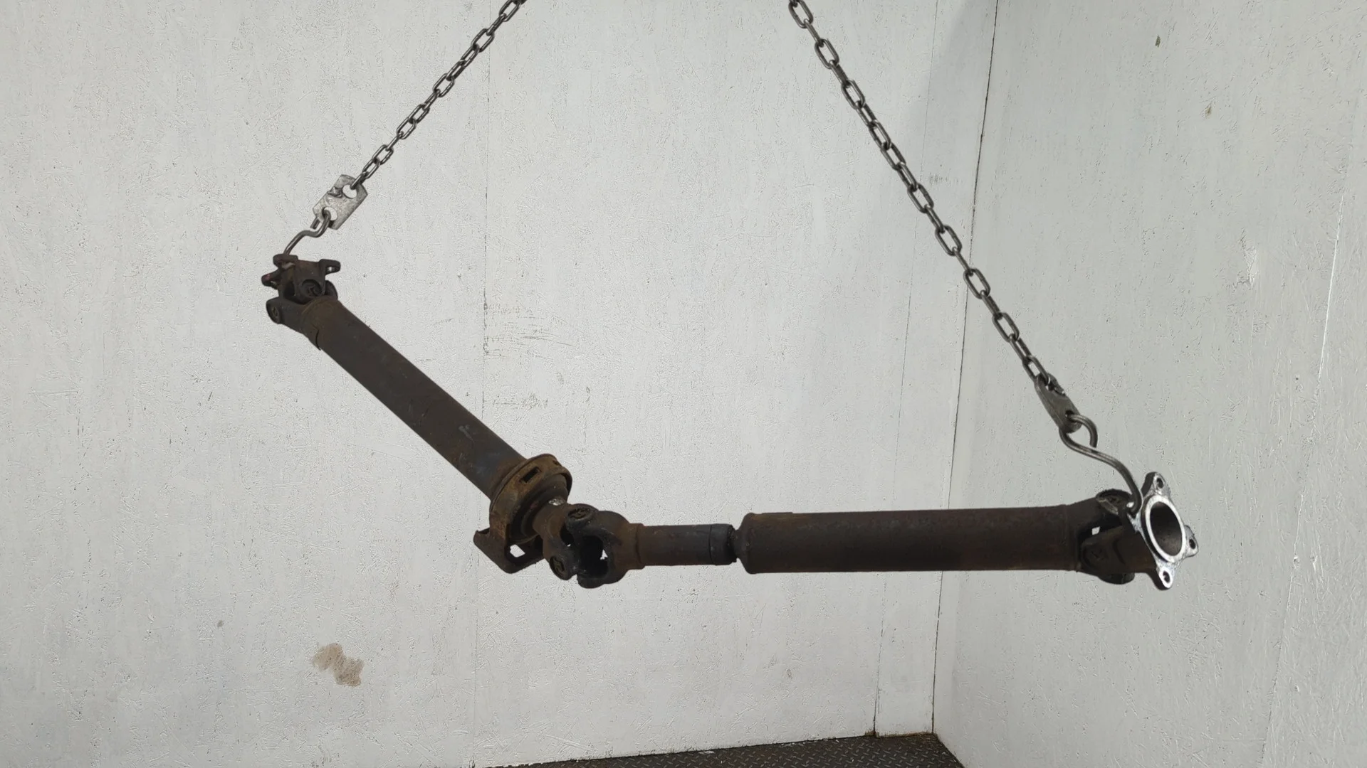 Кардан SsangYong Rexton 2006-2012 КПП 5-ст.мех 4х4 (МКПП) D27DT Дизель 2.7 л CRDi