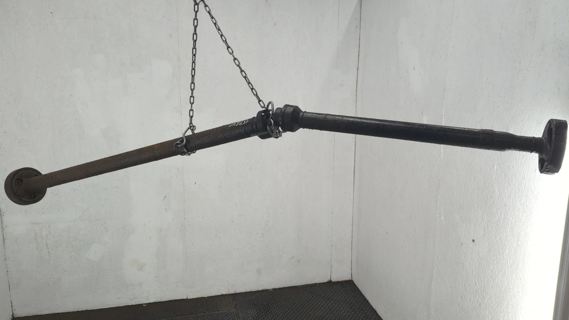 Кардан Audi A3 (8P) 2003-2013 КПП 6-ст.мех 4х4 (МКПП) BMN Дизель 2 л TDI