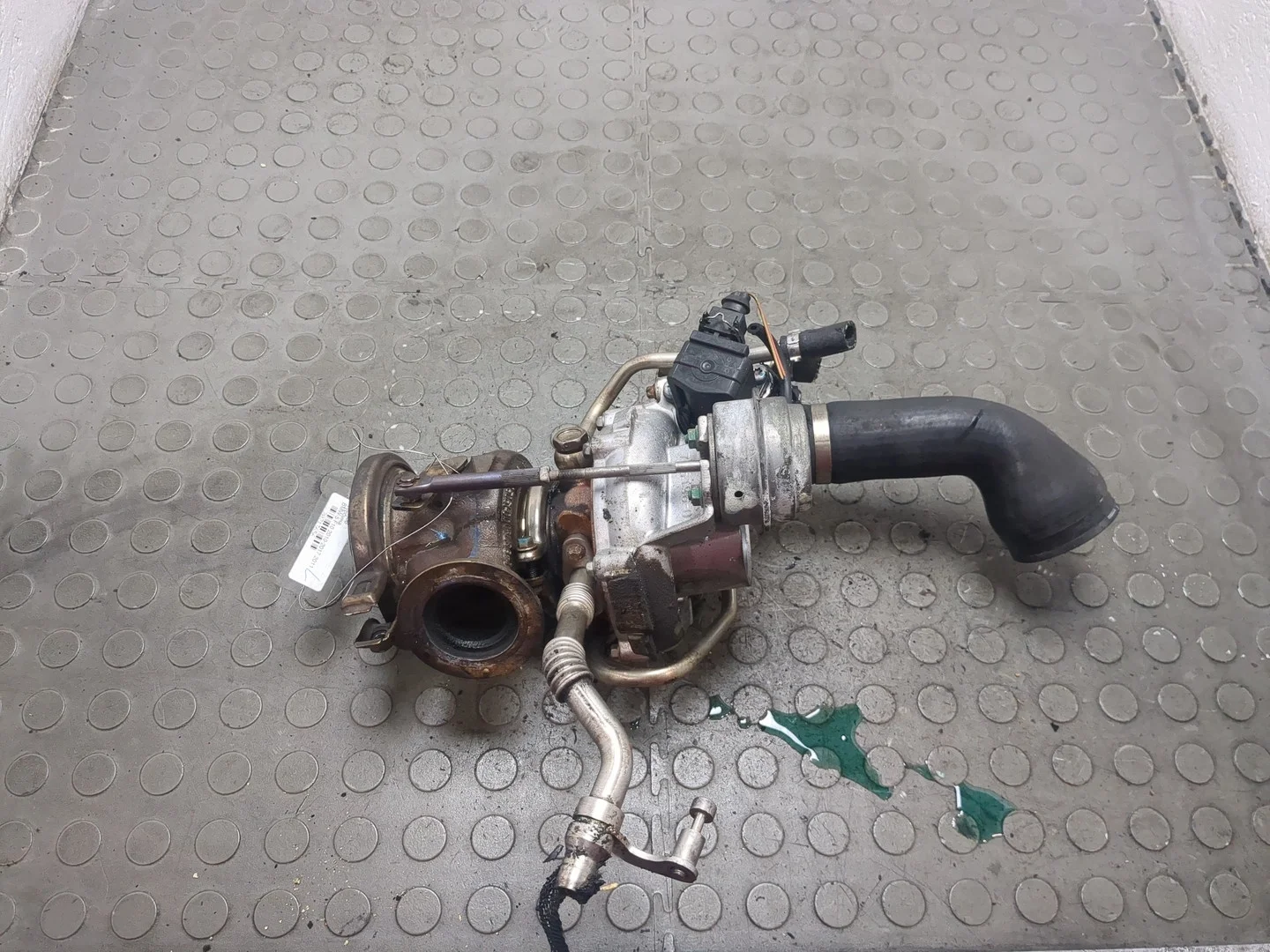 Турбина BMW 5 F10 2010-2017 КПП автомат 4х4 (АКПП) N63B44A Бензин 4.4 л Турбо-инжектор