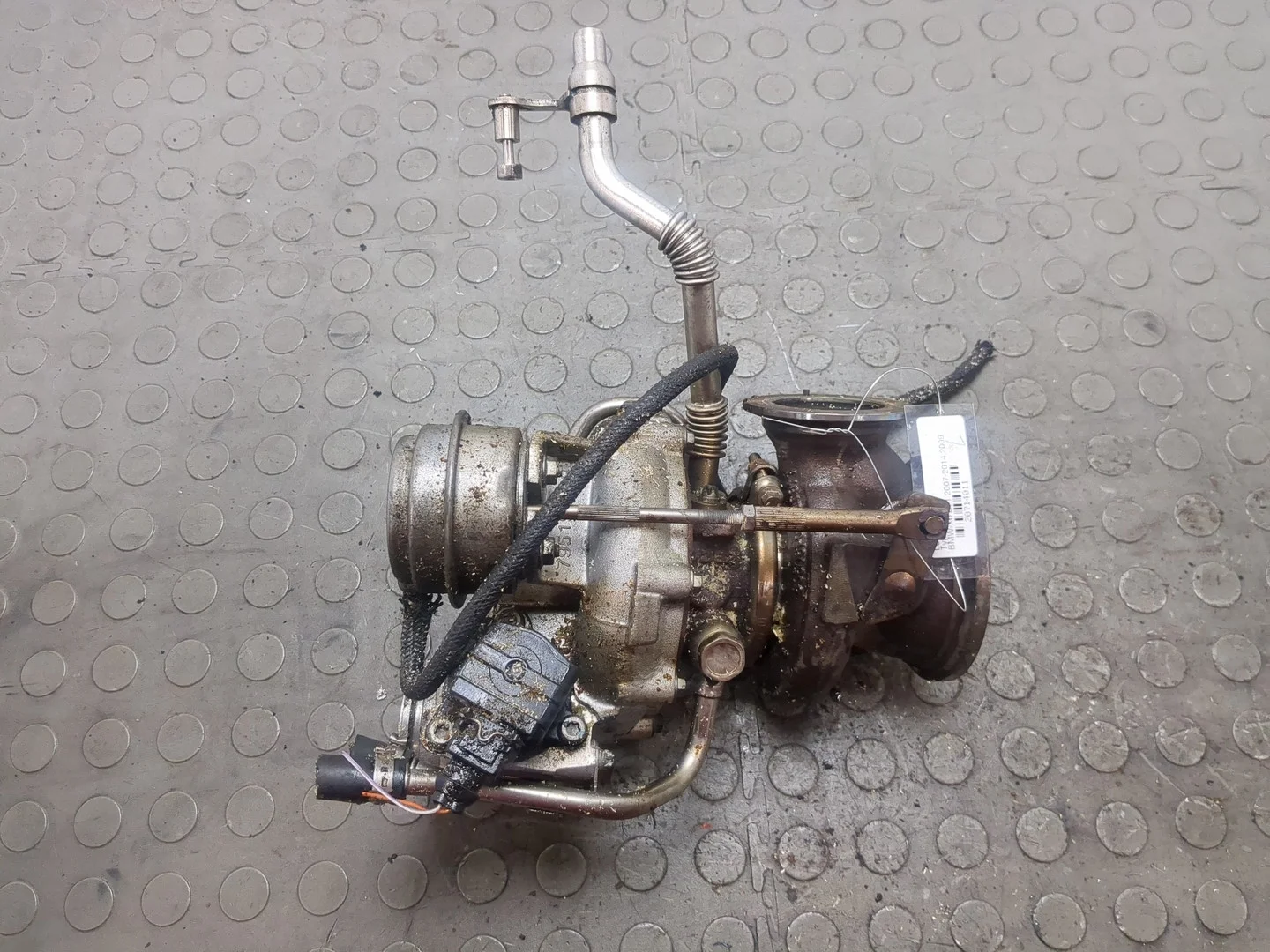 Турбина BMW X6 E71 2007-2014 КПП автомат 4х4 (АКПП) N63B44A Бензин 4.4 л Турбо-инжектор