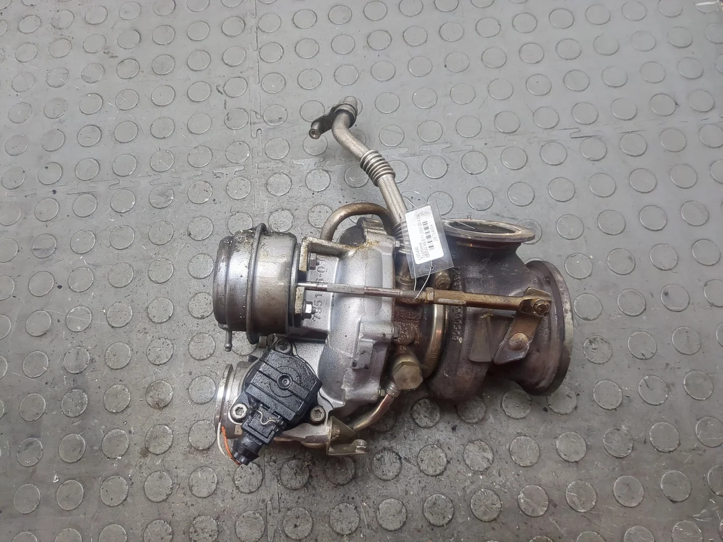 Турбина BMW X6 E71 2007-2014 КПП автомат 4х4 (АКПП) N63B44A Бензин 4.4 л Турбо-инжектор