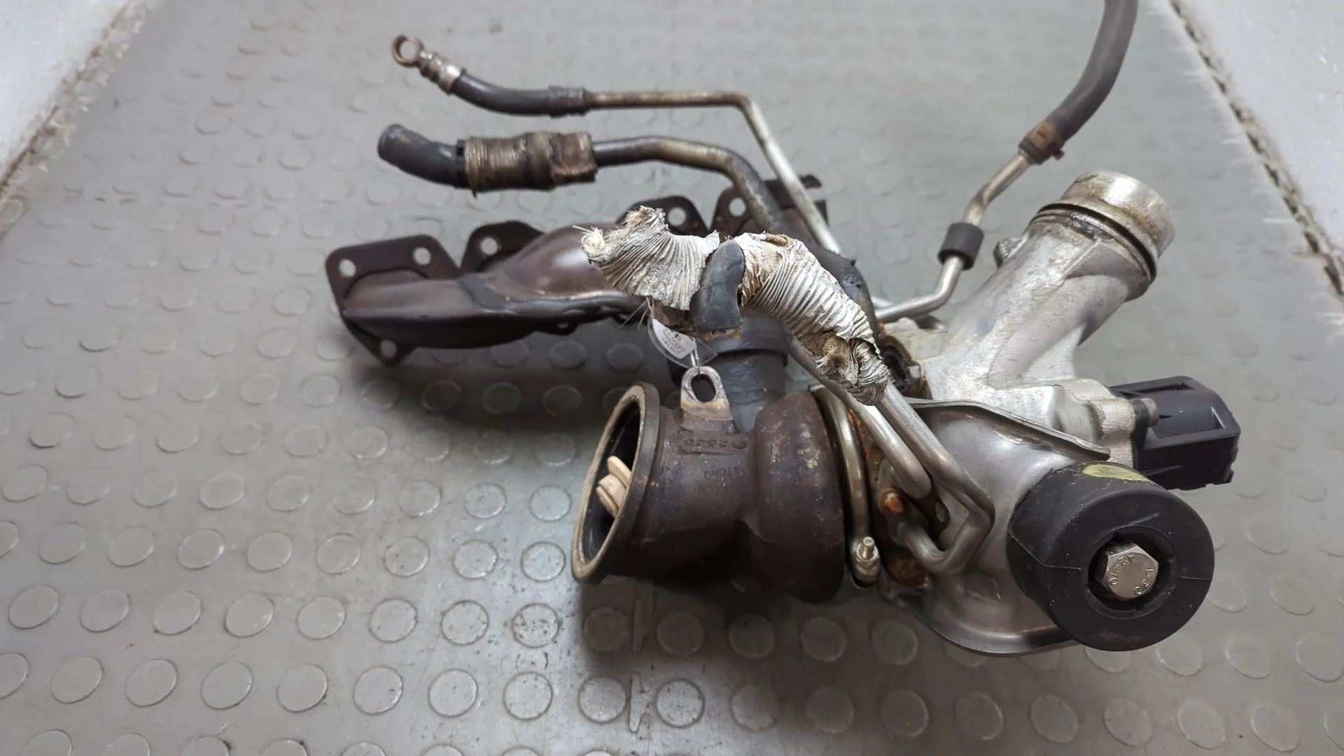 Турбина BMW 1 F20, F21 2011-2019 КПП 6-ст.мех.(МКПП) N13B16A Бензин 1.6 л Турбо-инжектор