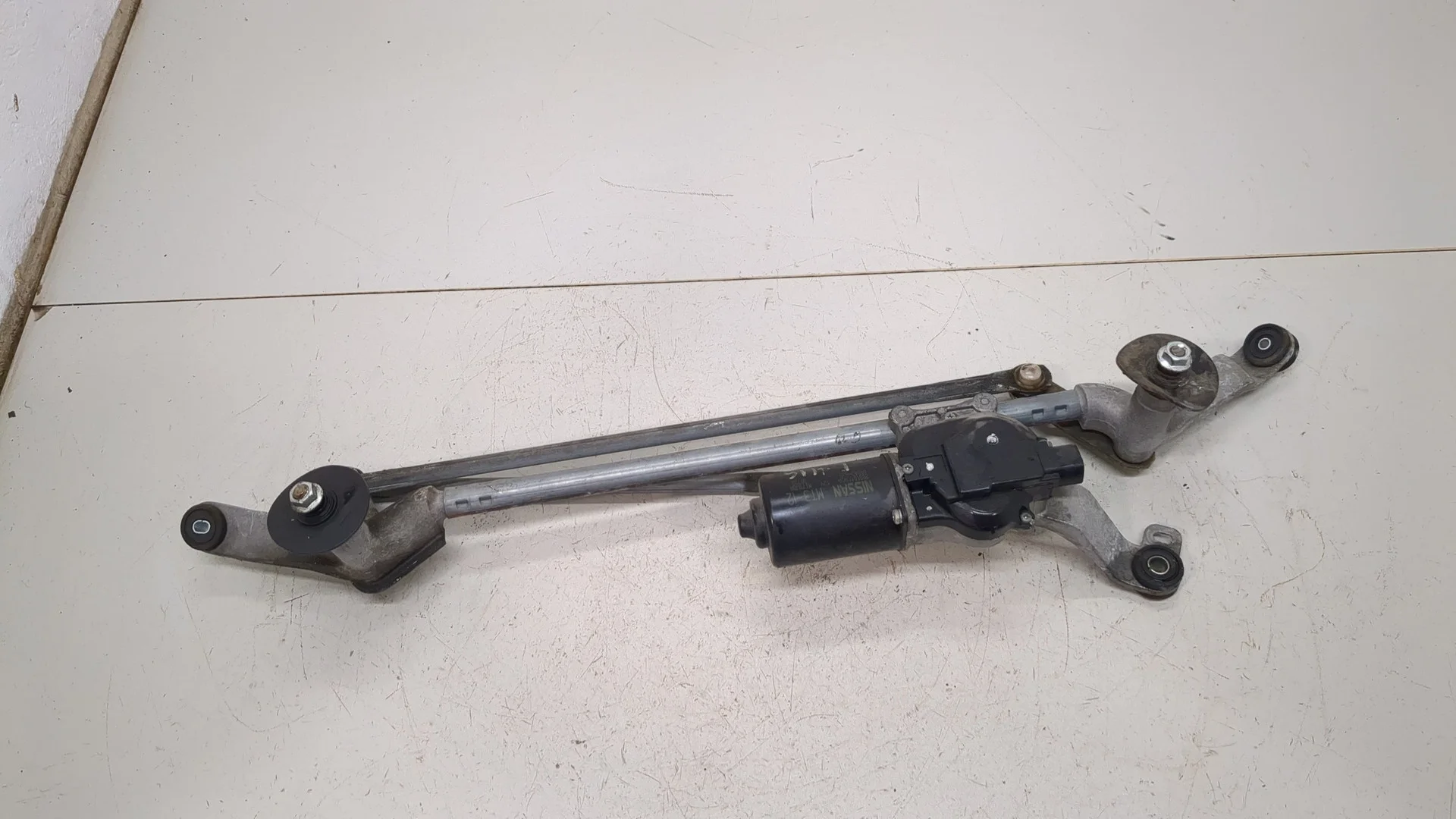 Механизм стеклоочистителя (трапеция дворников) Infiniti QX70 2013-2018 КПП автомат 4х4 (АКПП) VQ37VHR Бензин 3.7 л Инжектор