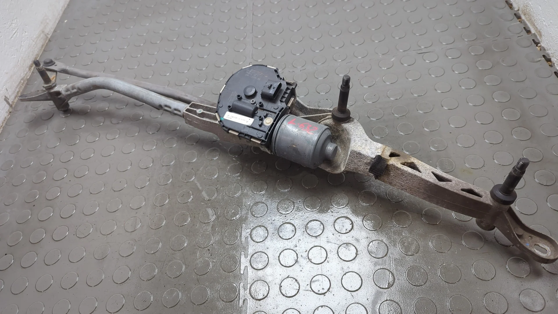 Механизм стеклоочистителя (трапеция дворников) Mercedes-Benz C W204 2006-2015 КПП автомат (АКПП) M272.947 Бензин 3 л Инжектор