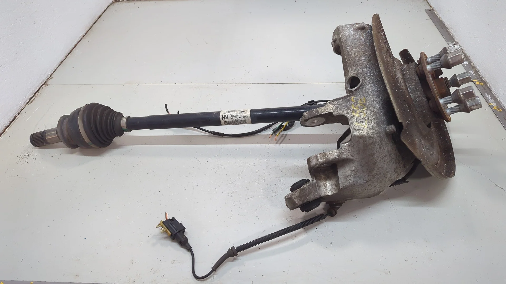 Ступица (кулак, цапфа) Jaguar F-Pace 2016-2020 КПП автомат 4х4 (АКПП) PT204 Бензин 2 л Турбо-инжектор