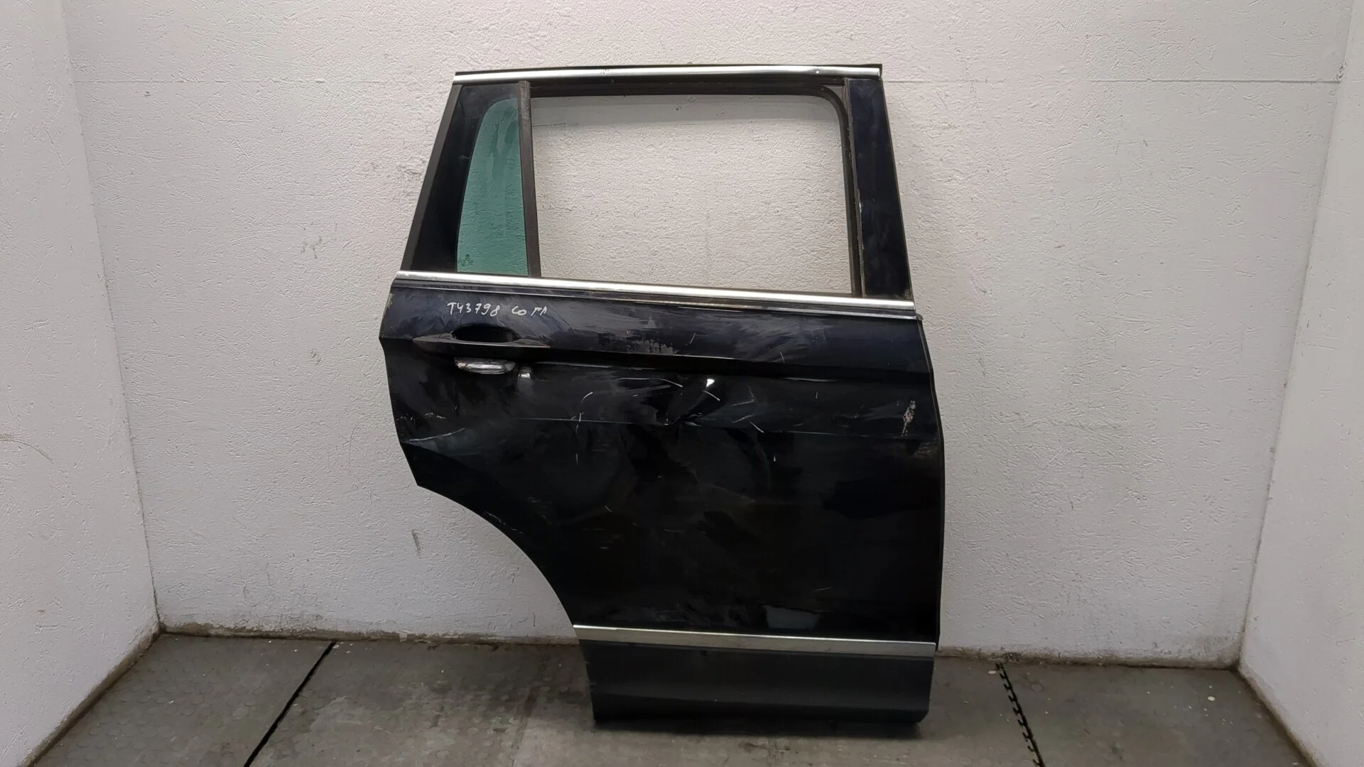 Дверь боковая (легковая) Volkswagen Tiguan 2016-2021 КПП 6-ст.мех.(МКПП) DACB Бензин 1.5 л TSI