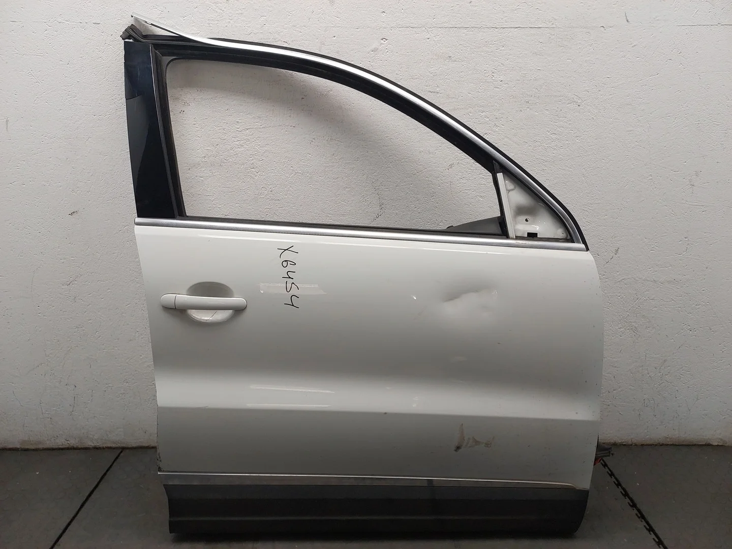 Дверь боковая (легковая) Volkswagen Tiguan 2011-2018 КПП 6-ст.мех.(МКПП) CUVC Дизель 2 л TDI