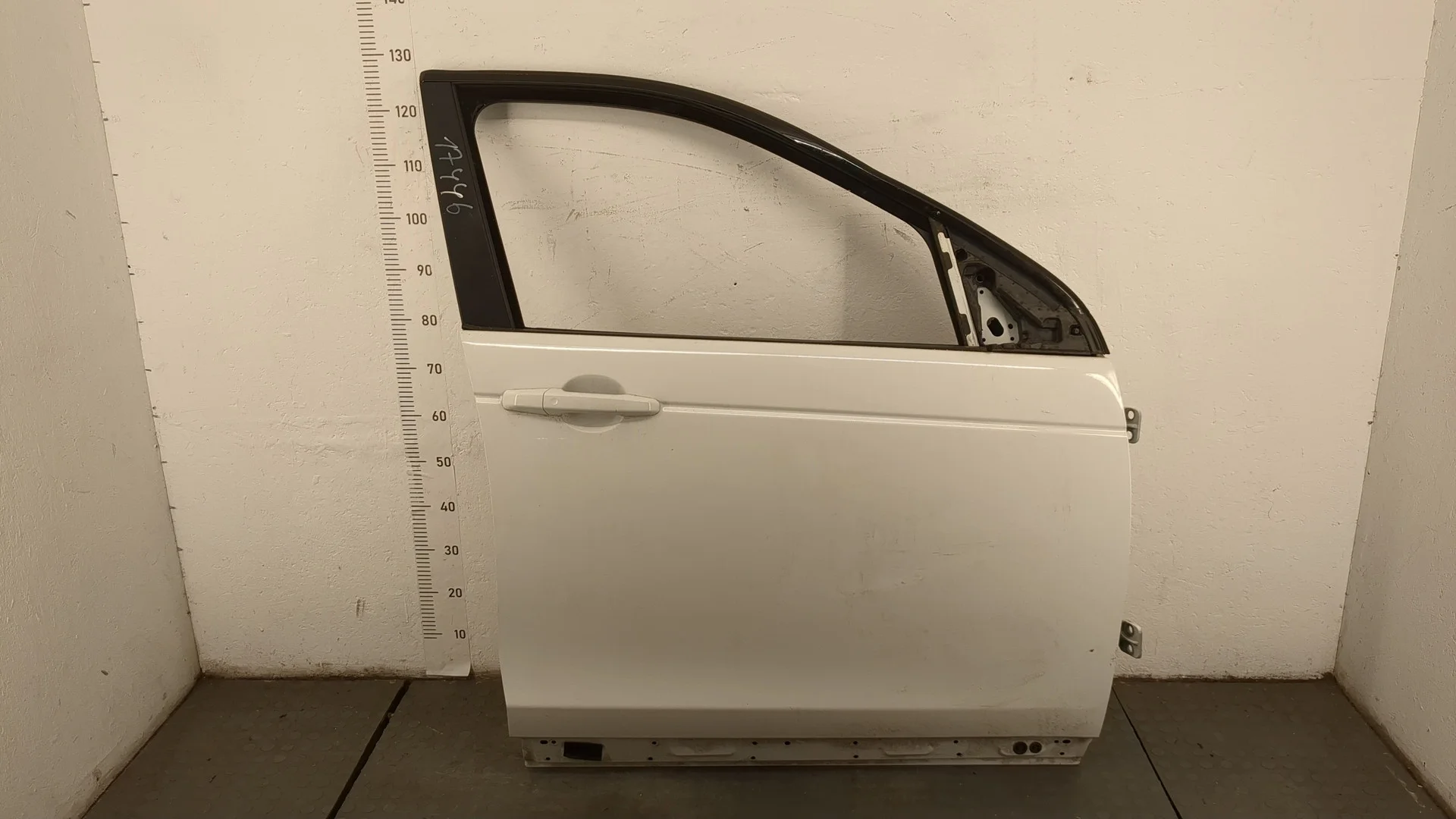 Дверь боковая (легковая) Land Rover Discovery Sport 2014-2022 КПП автомат 4х4 (АКПП) 204PT Бензин 2 л Турбо-инжектор