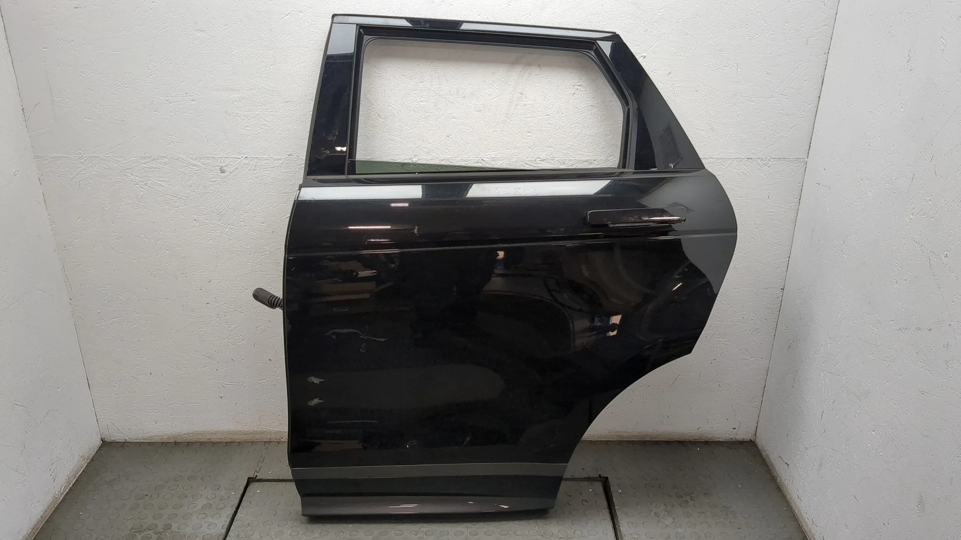 Дверь боковая (легковая) Land Rover Range Rover Evoque 2018-2025 КПП автомат 4х4 (АКПП) PT204 Бензин 2 л Турбо-инжектор