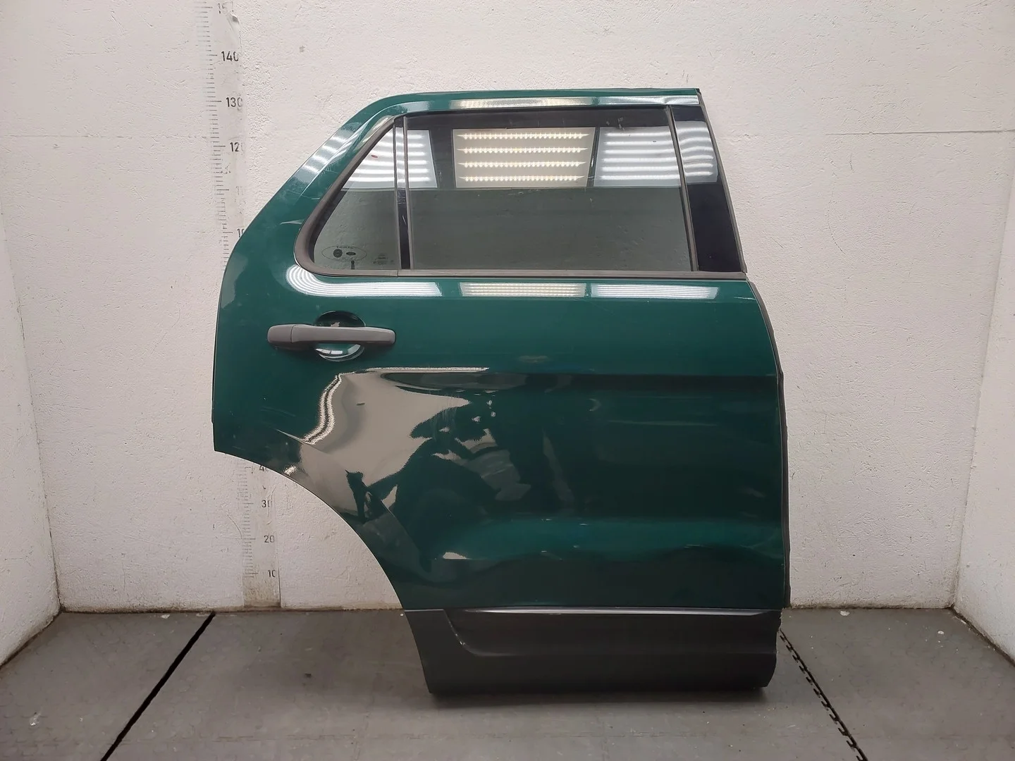 Дверь боковая (легковая) Ford Explorer 2010-2015 КПП автомат 4х4 (АКПП) Б/Н 3,7i Бензин 3.7 л Инжектор