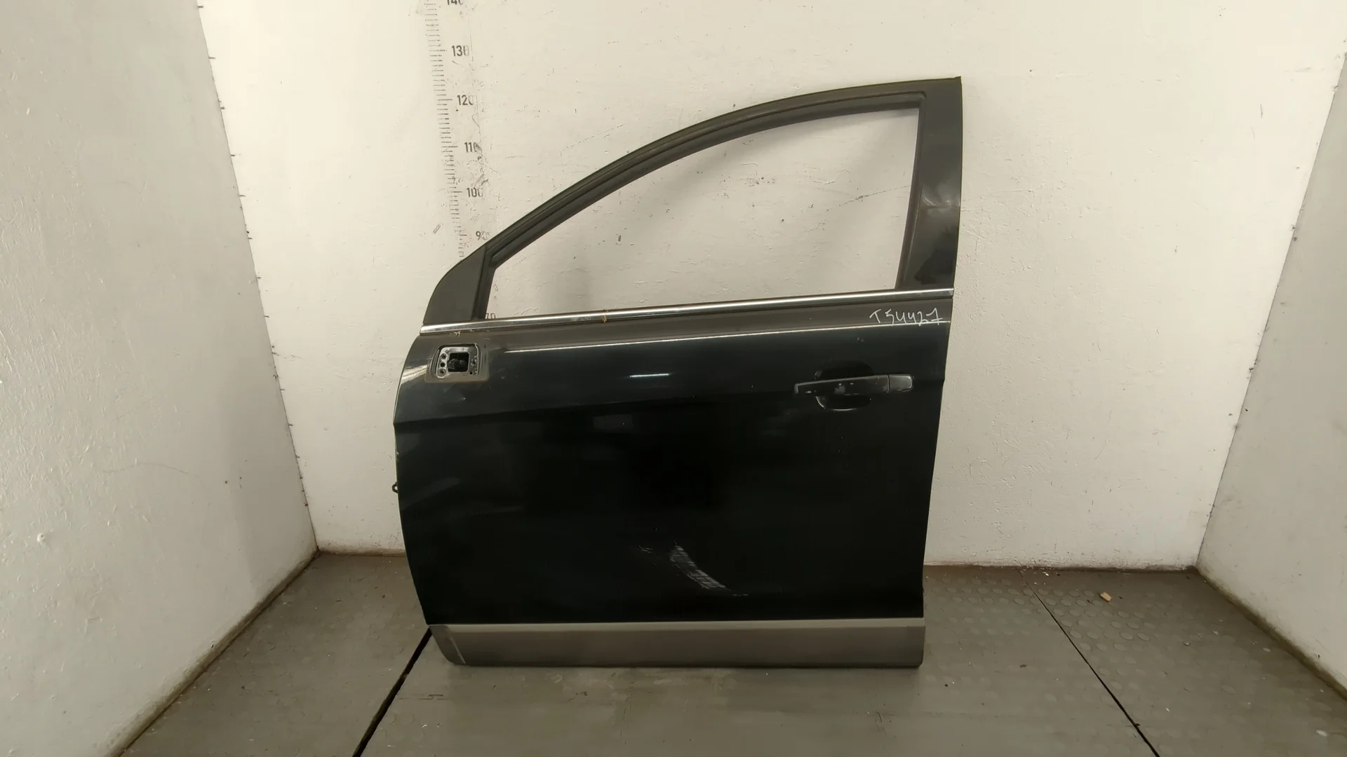 Дверь боковая (легковая) Chevrolet Captiva 2006-2011 КПП 5-ст.мех 4х4 (МКПП) Z20S Дизель 2 л CDI