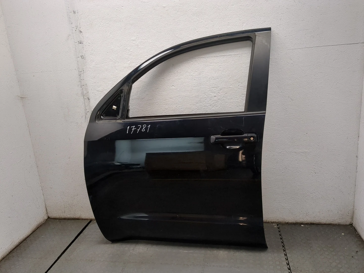 Дверь боковая (легковая) Toyota Sequoia 2007-2022 КПП автомат 4х4 (АКПП) 3URFE Бензин 5.7 л Инжектор