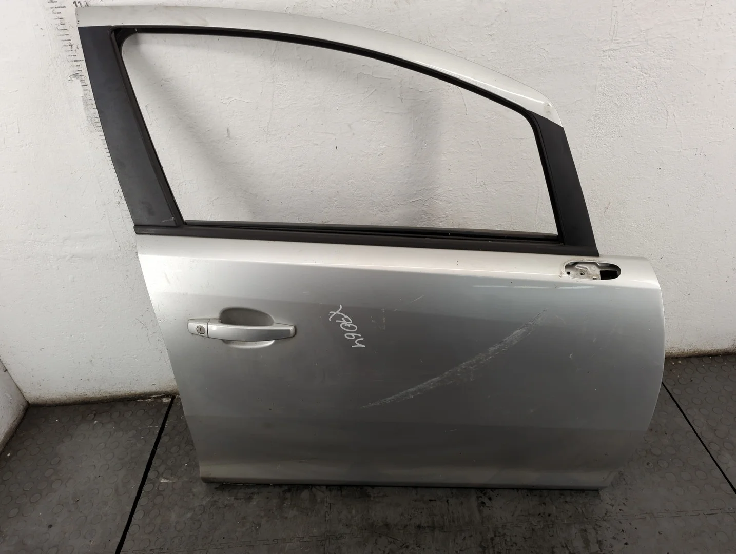 Дверь боковая (легковая) Opel Corsa D 2006-2014 КПП 5-ст.мех.(МКПП) A12XER Бензин 1.2 л Инжектор