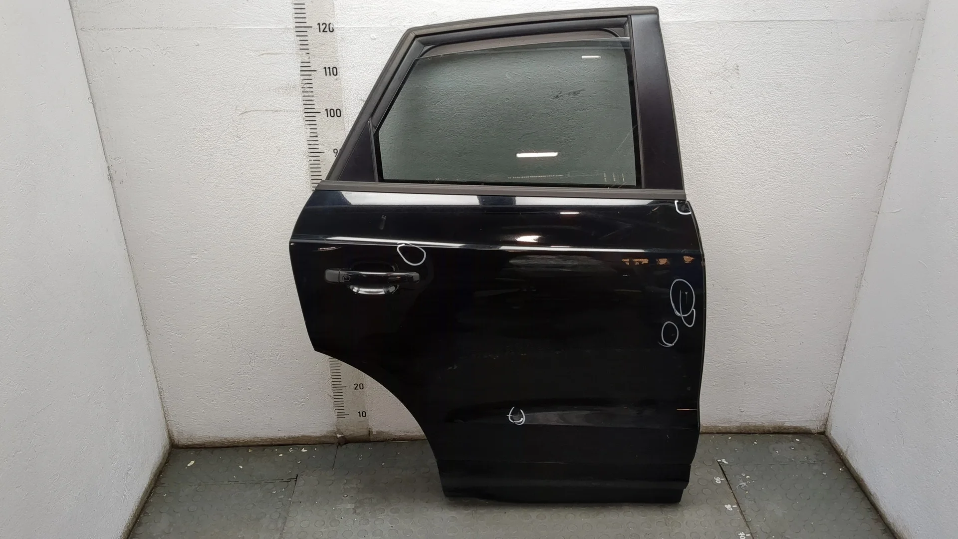 Дверь боковая (легковая) Audi Q3 2011-2018 КПП автомат (АКПП) CCTA Бензин 2 л TSI