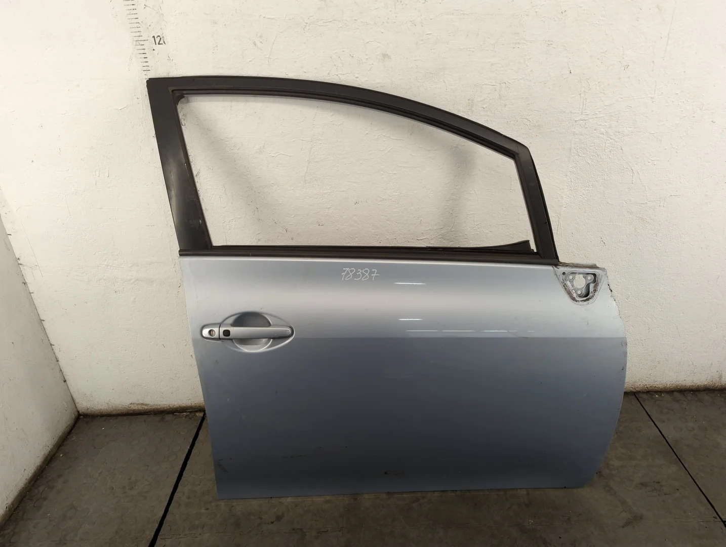 Дверь боковая (легковая) Toyota Auris E15 2006-2012 КПП 5-ст.мех.(МКПП) 1ZR-FE Бензин 1.6 л Инжектор