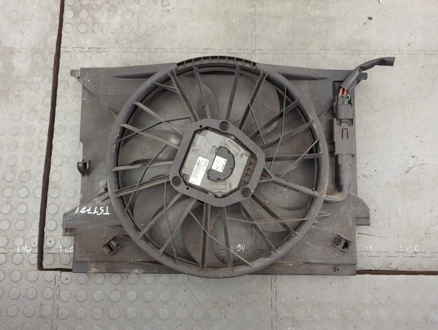 Вентилятор радиатора Mercedes-Benz E-Class W211 2002-2009 КПП автомат (АКПП) OM 646.961 Дизель 2.1 л CDI