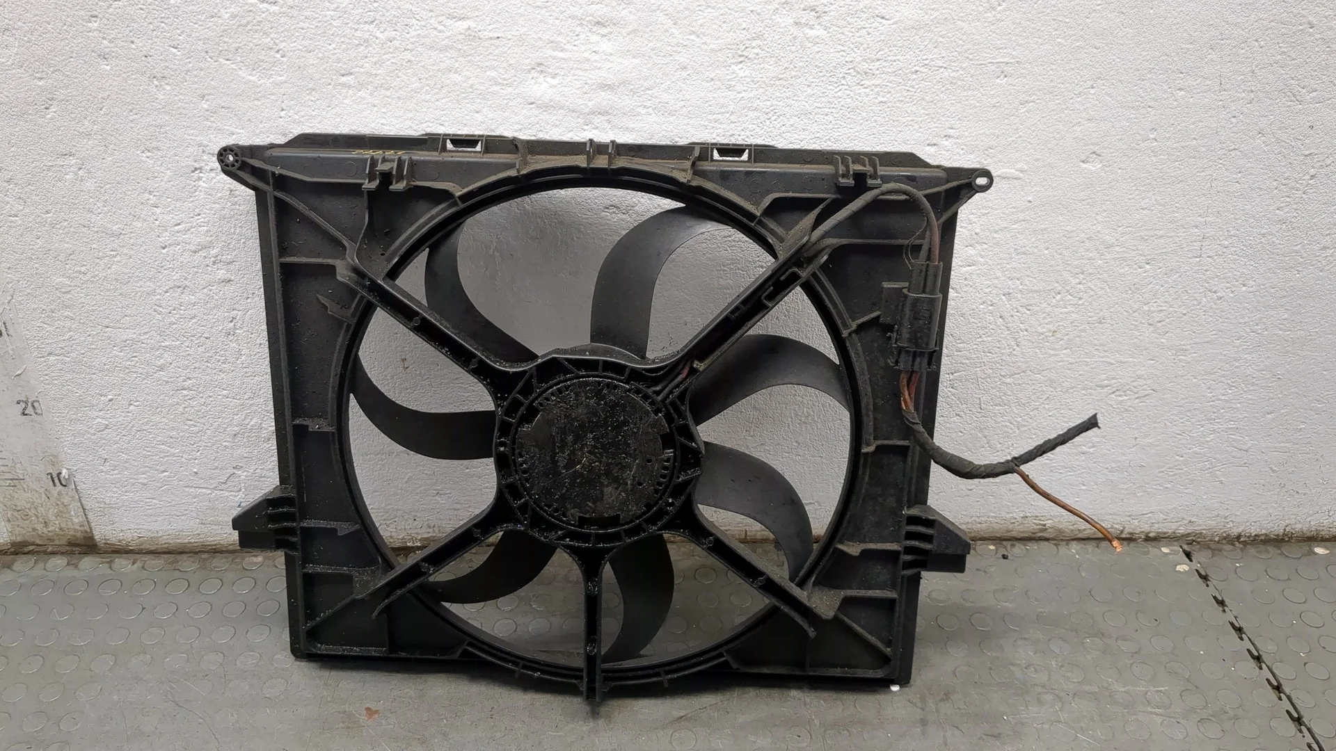 Вентилятор радиатора Mercedes-Benz M-Class W164 2005-2011 КПП автомат 4х4 (АКПП) M272.967 Бензин 3.5 л Инжектор