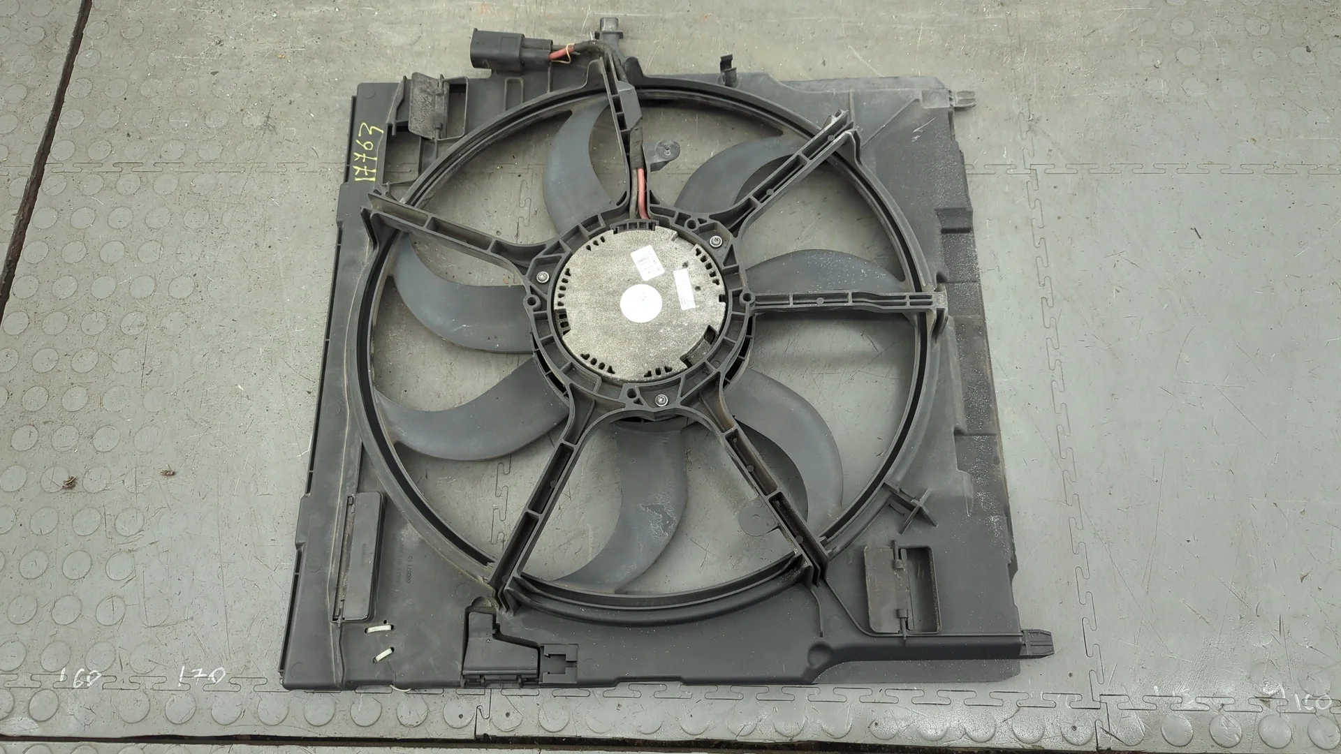 Вентилятор радиатора BMW X5 E70 2006-2013 КПП автомат 4х4 (АКПП) N62B48B Бензин 4.8 л Инжектор