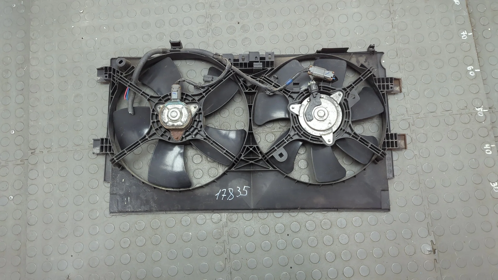 Вентилятор радиатора Mitsubishi Outlander Sport 2019-2025 КПП автомат (АКПП) 4B11 Бензин 2 л Инжектор