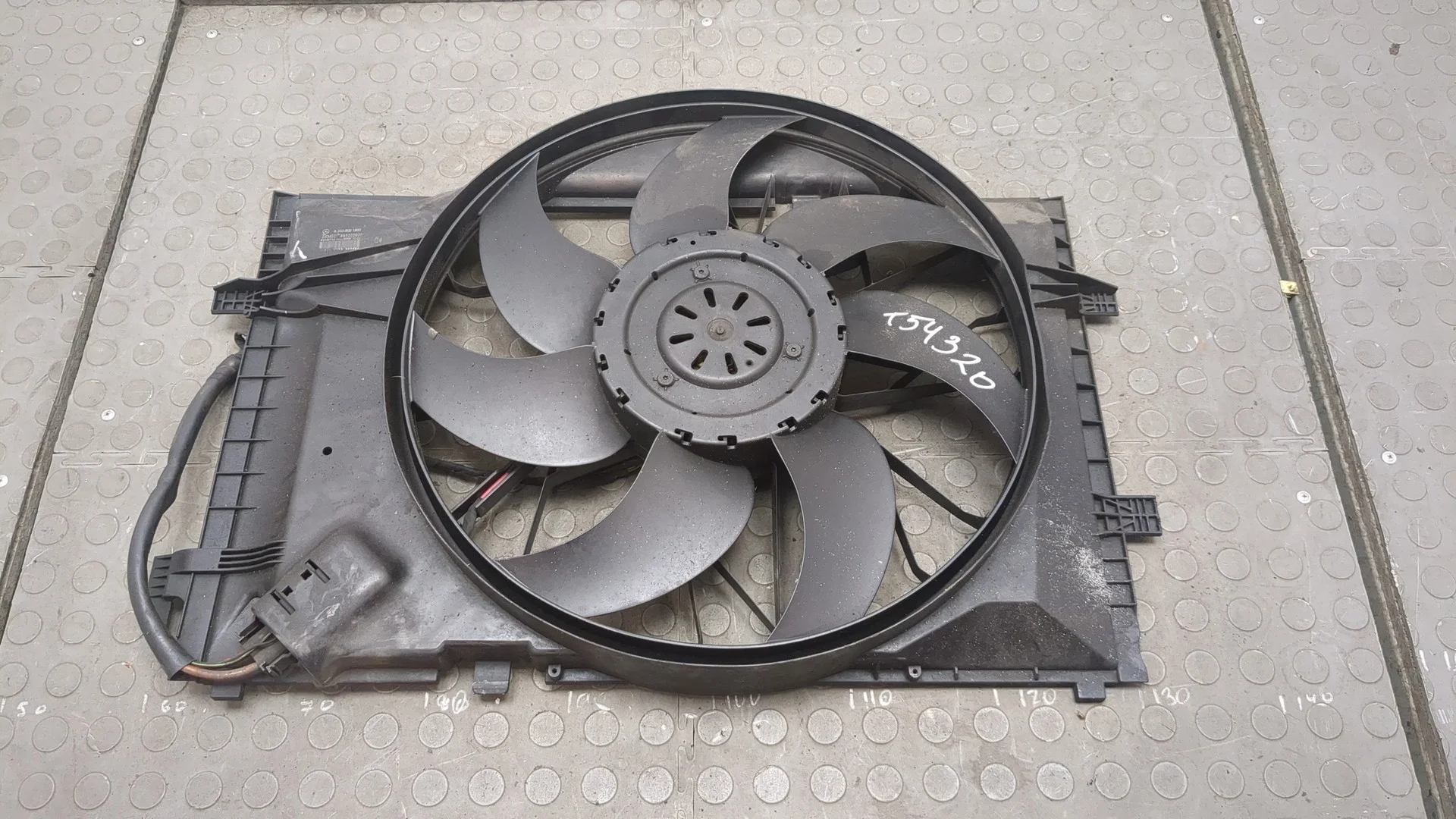 Вентилятор радиатора Mercedes-Benz C W203 2000-2008 КПП автомат (АКПП) OM 612.962 Дизель 2.7 л CDI