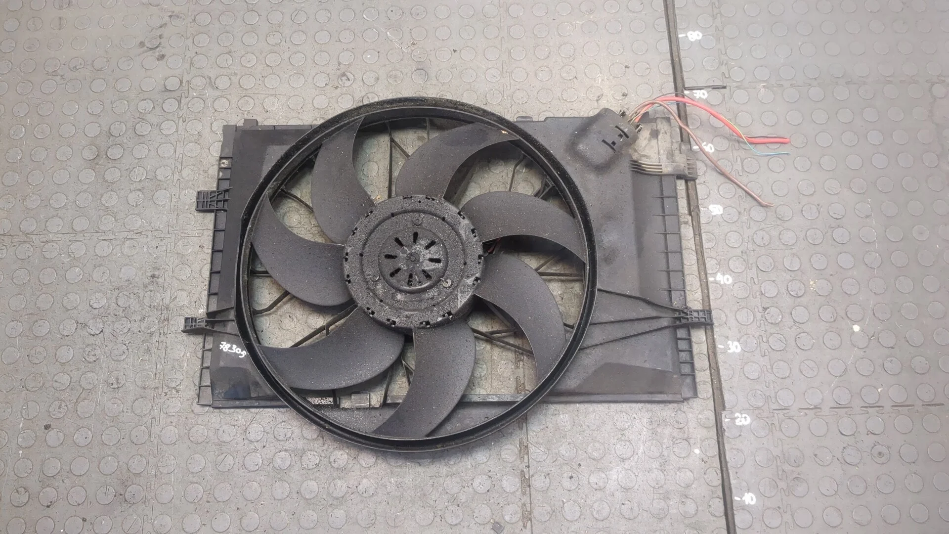 Вентилятор радиатора Mercedes-Benz C W203 2000-2008 КПП автомат (АКПП) M272.920 Бензин 2.5 л Инжектор