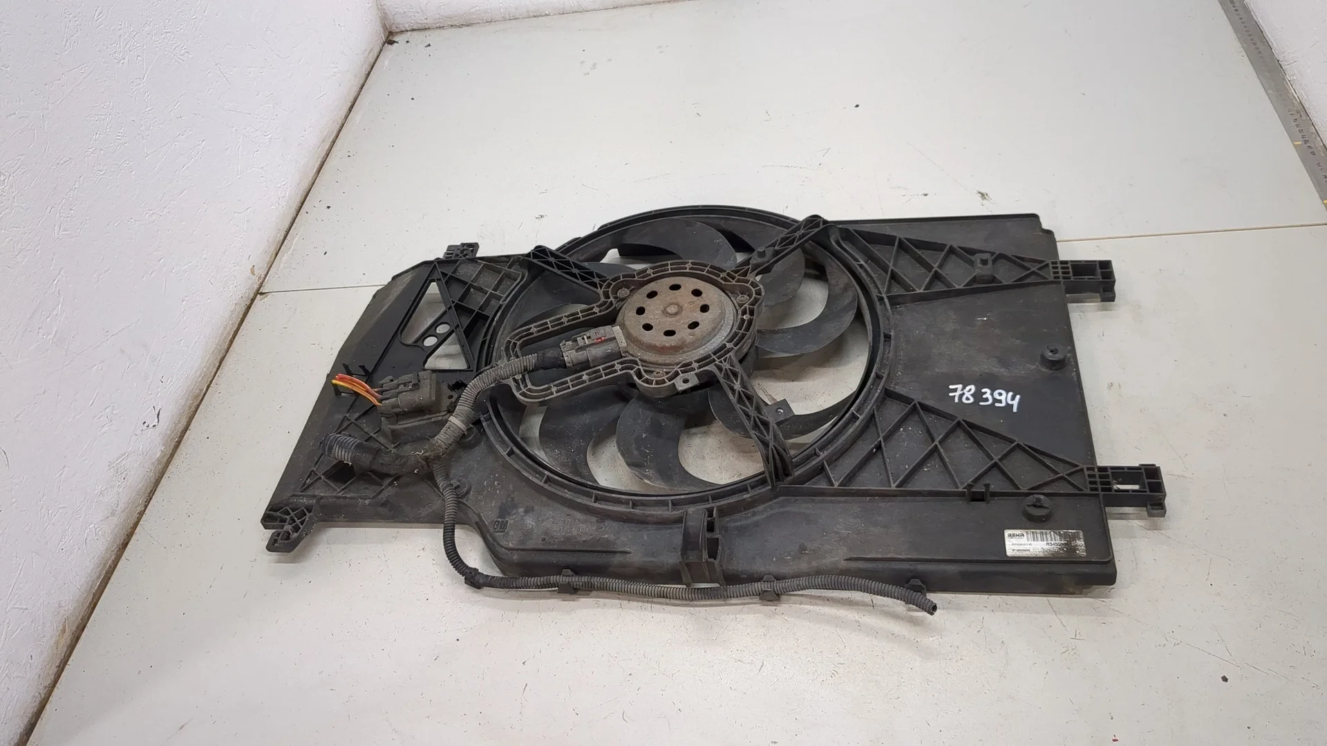 Вентилятор радиатора Opel Meriva 2010-2018 КПП 5-ст.мех.(МКПП) A14NEL Бензин 1.4 л Турбо-инжектор