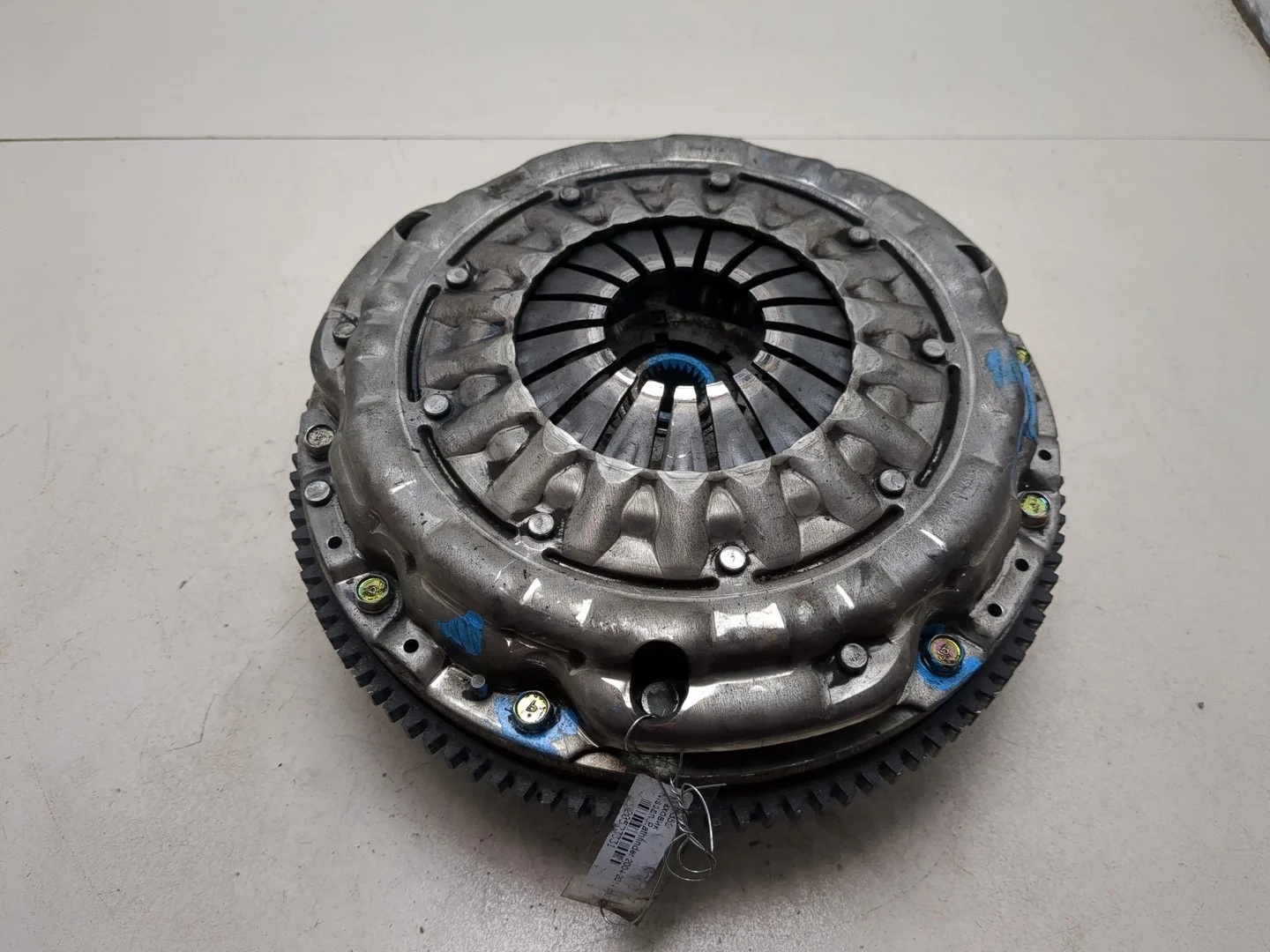 Маховик Nissan Pathfinder 2004-2014 КПП 6-ст.мех 4х4 (МКПП) YD25DDTI Дизель 2.5 л DCI