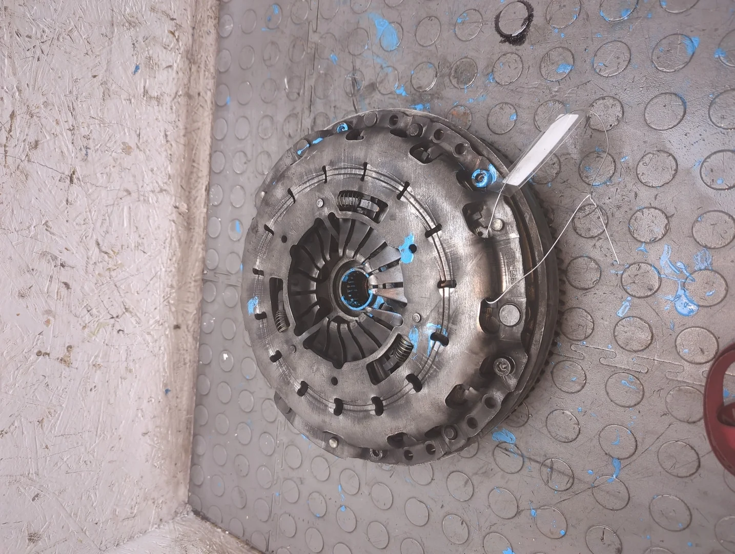 Маховик BMW X3 E83 2003-2010 КПП 6-ст.мех 4х4 (МКПП) 204D4 / M47N Дизель 2 л Турбо