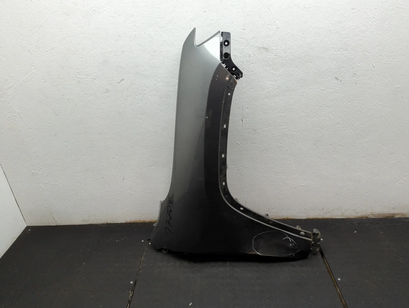 Крыло Jeep Grand Cherokee 2010-2013 КПП автомат 4х4 (АКПП) ERB Бензин 3.6 л Инжектор