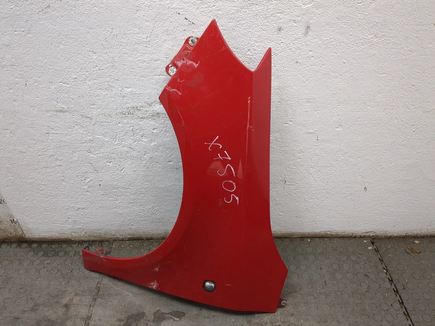 Крыло Skoda Fabia 2007-2014 КПП 5-ст.мех.(МКПП) CAYA Дизель 1.6 л