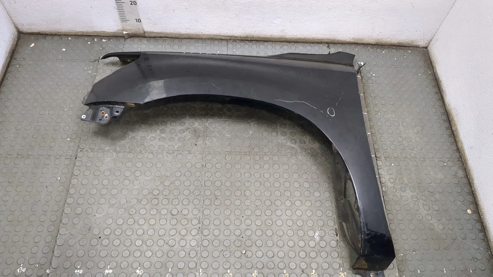 Крыло Toyota Sequoia 2007-2022 КПП автомат 4х4 (АКПП) 3URFE Бензин 5.7 л Инжектор