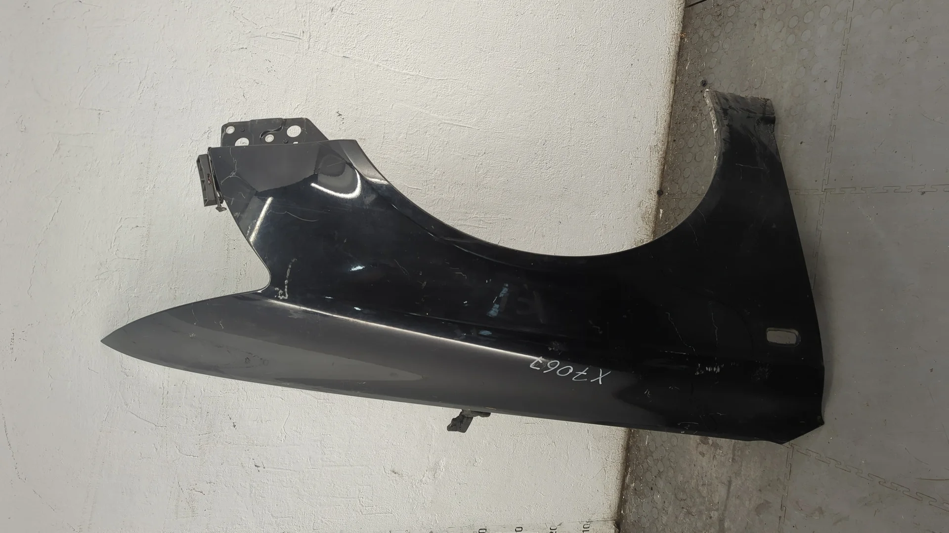 Крыло Audi A6 (C6) 2004-2011 КПП вариатор BRE Дизель 2 л TDI