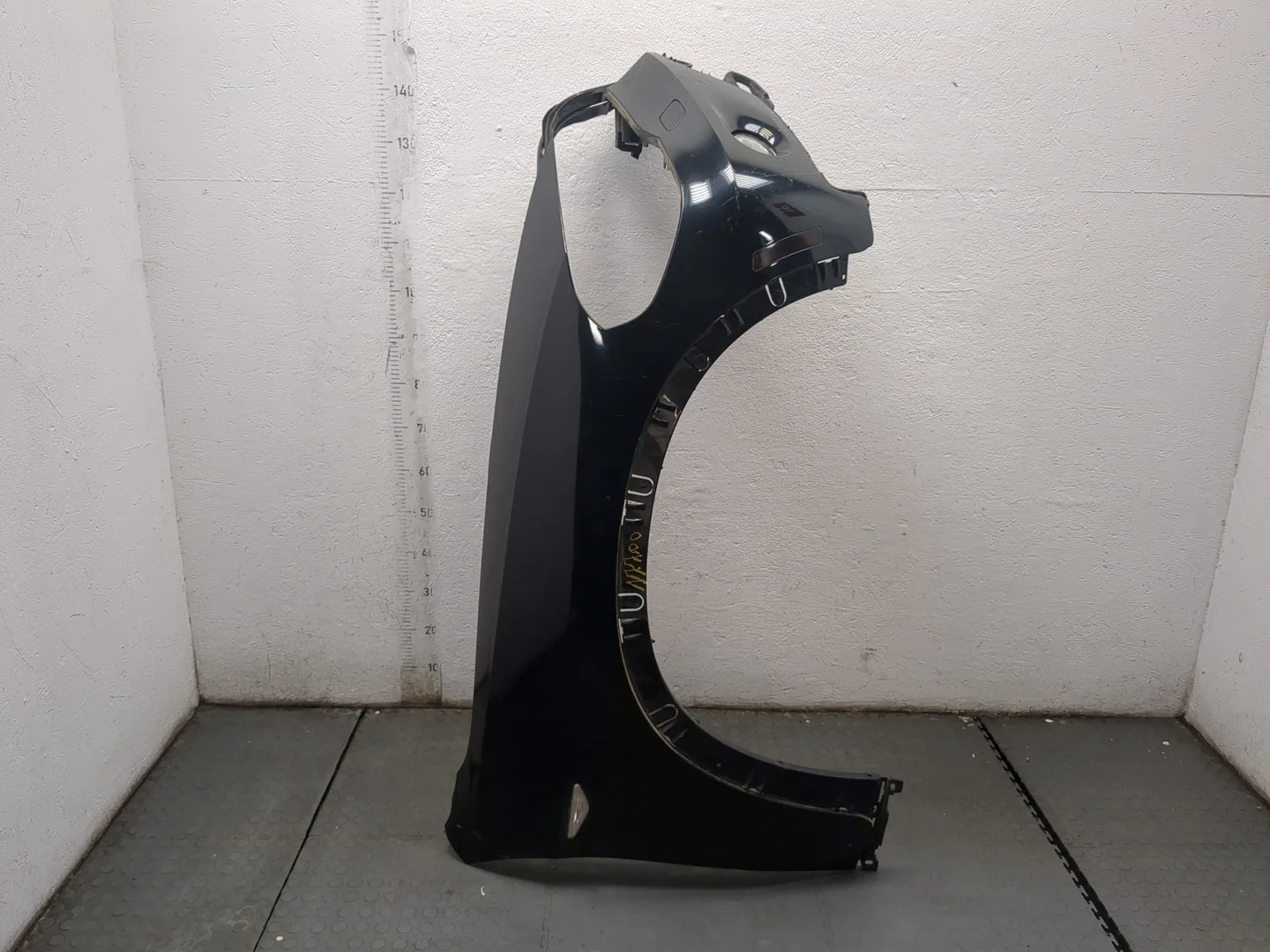 Крыло BMW X5 E70 2006-2013 КПП автомат 4х4 (АКПП) N62B48B Бензин 4.8 л Инжектор